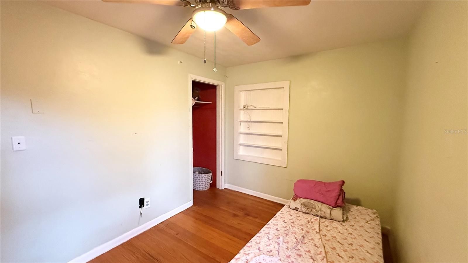 Image 19 of 35 For 531 Arneson Avenue