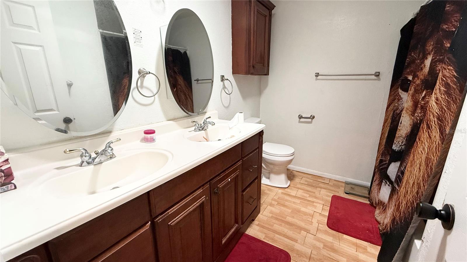 Image 22 of 35 For 531 Arneson Avenue