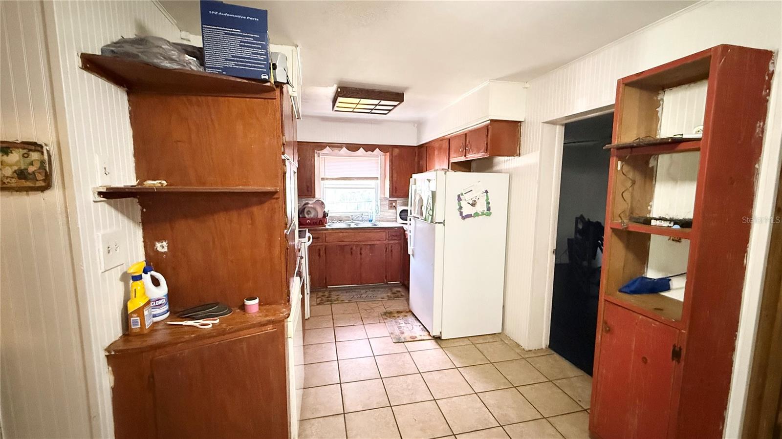 Image 5 of 35 For 531 Arneson Avenue