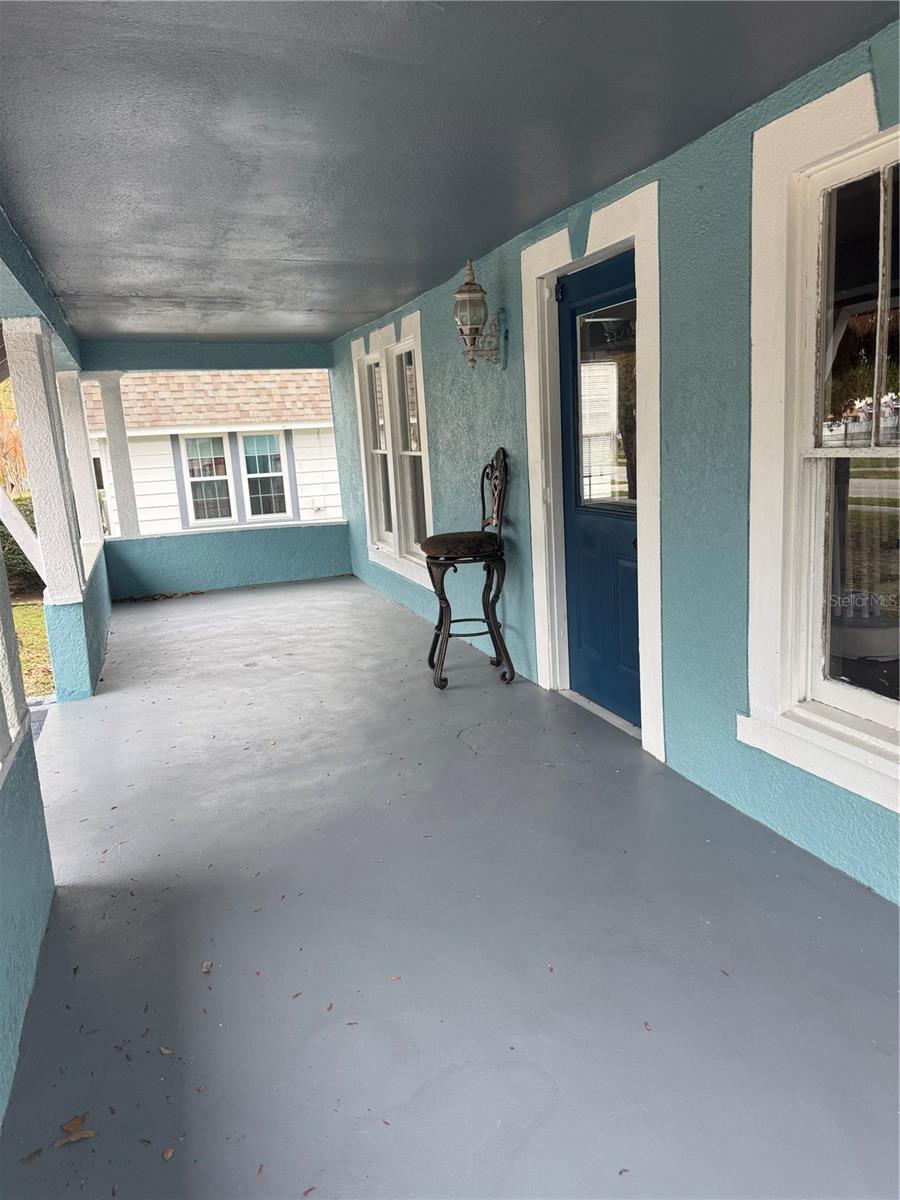 Image 4 of 22 For 444 Avenue B Ne