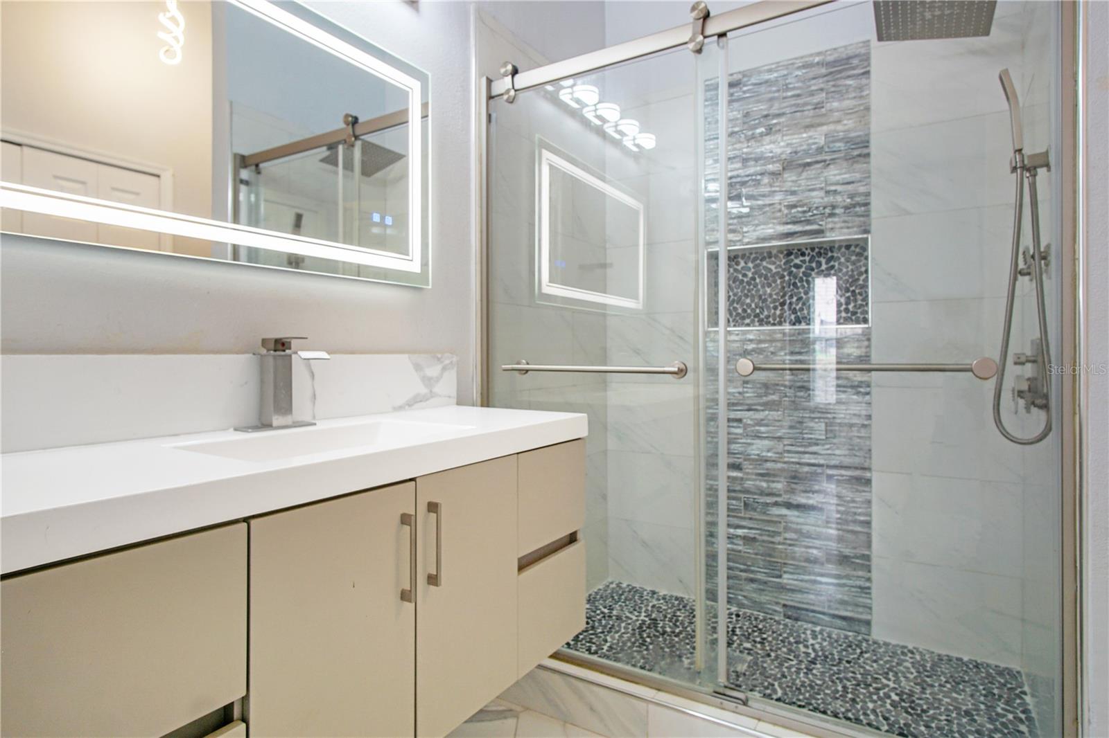 Image 24 of 25 For 519 Winthrop Place