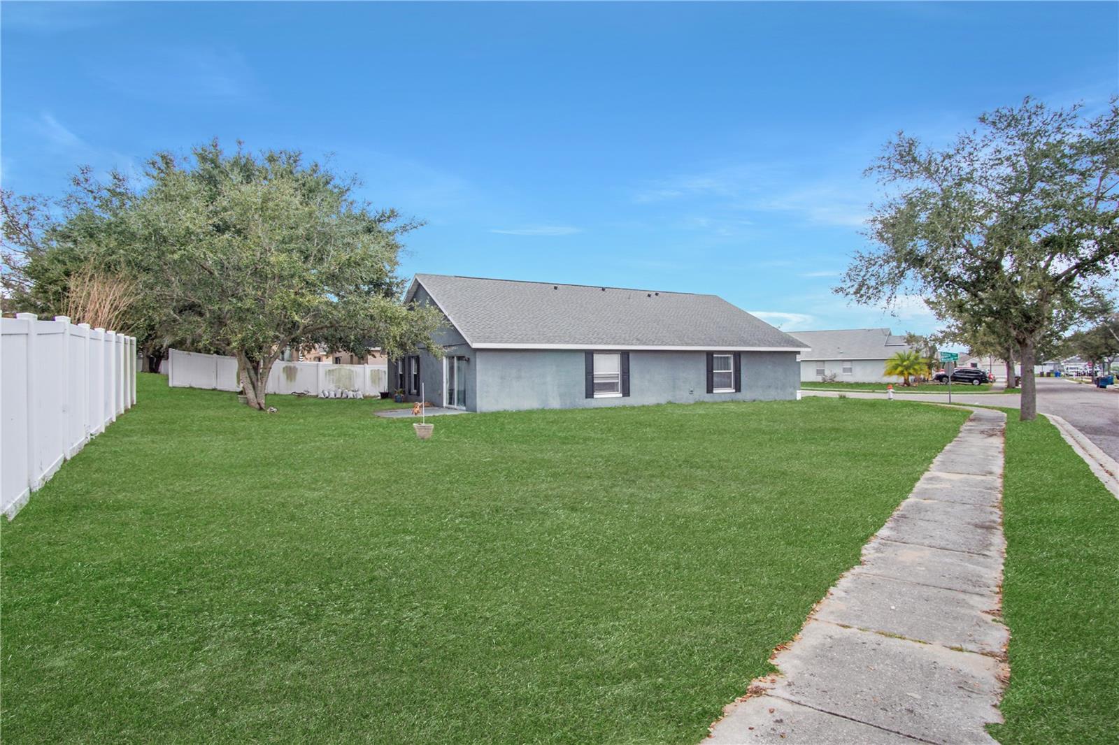 Image 6 of 25 For 519 Winthrop Place