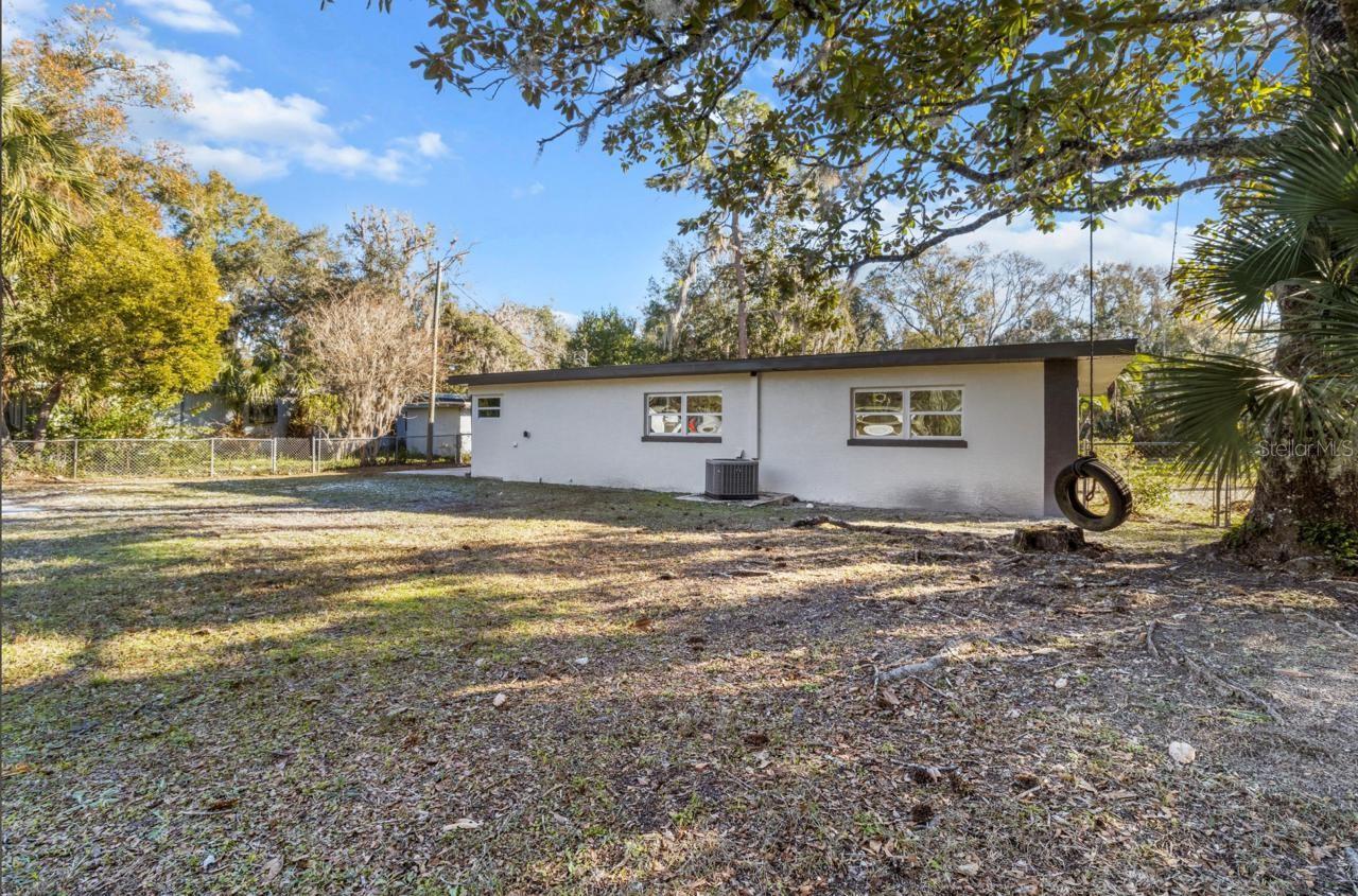 Image 15 of 40 For 1304 5th Avenue