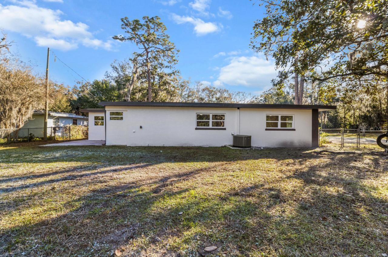 Image 17 of 40 For 1304 5th Avenue