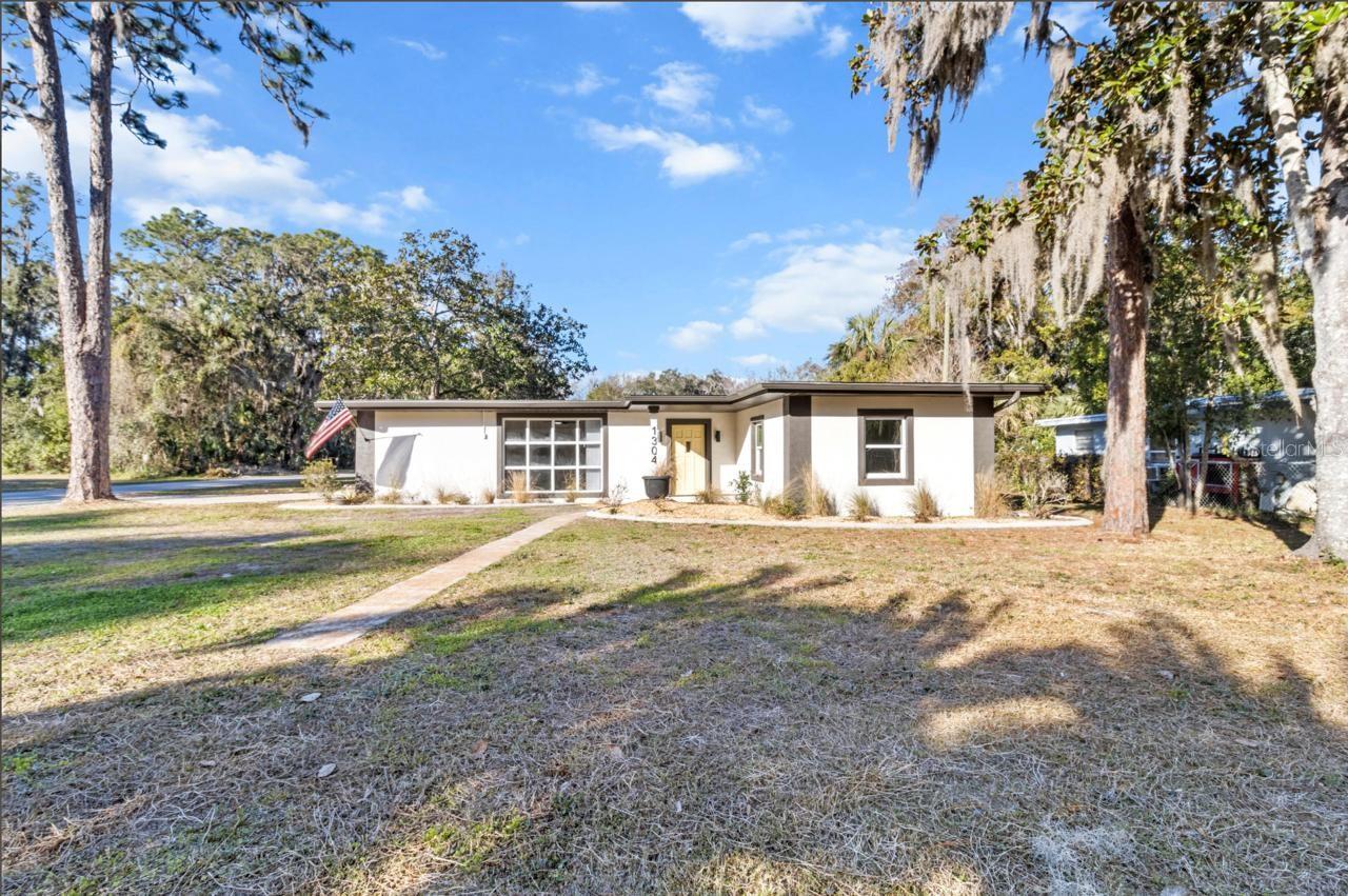 Image 20 of 40 For 1304 5th Avenue