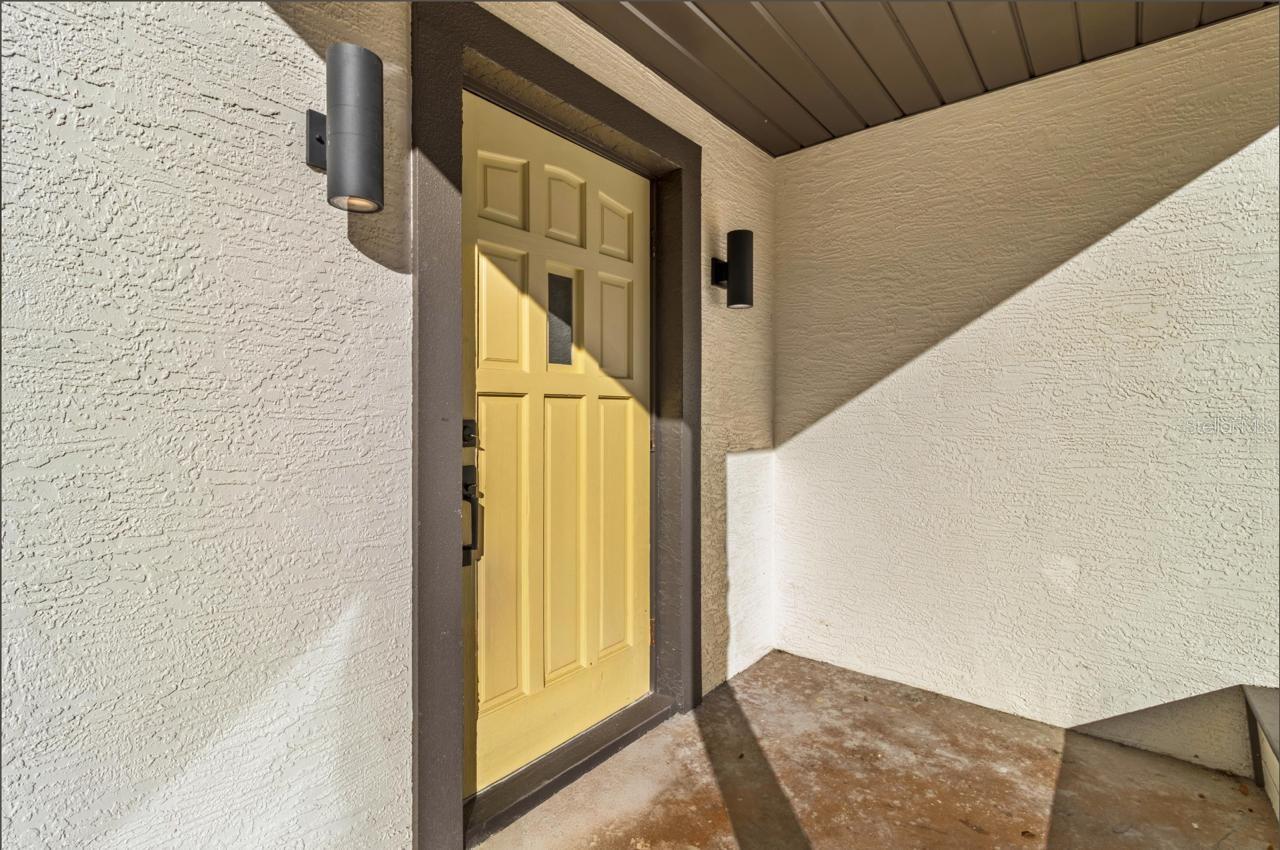 Image 25 of 40 For 1304 5th Avenue