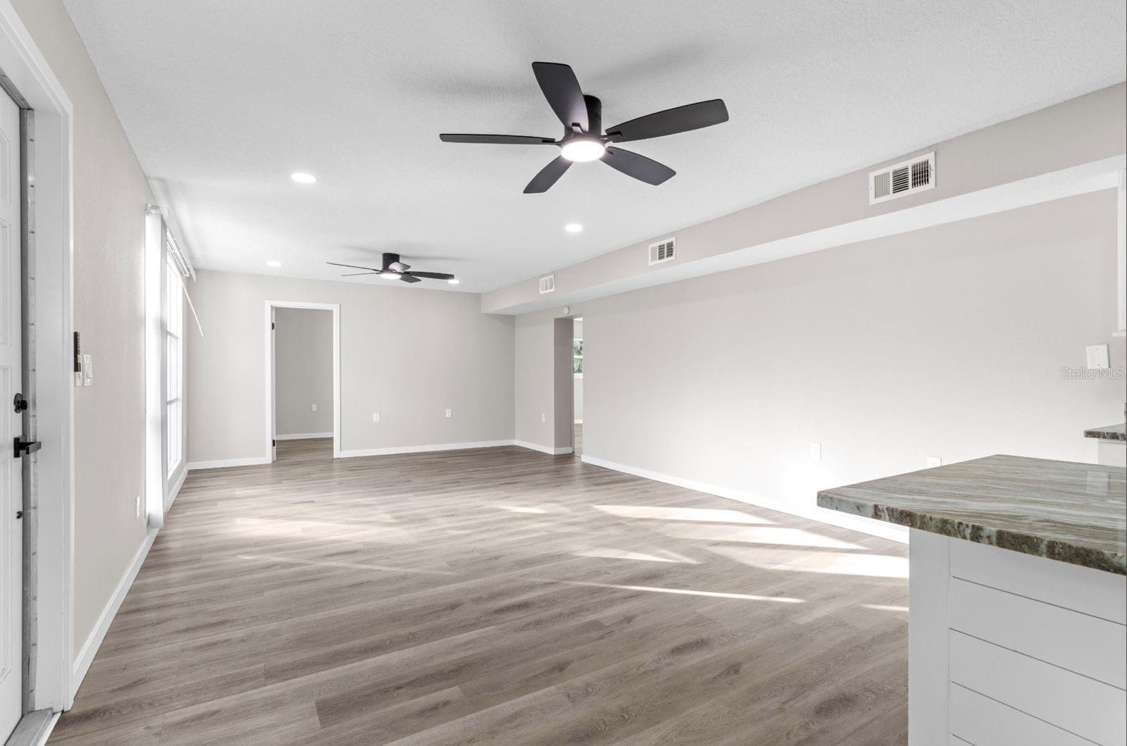 Image 28 of 40 For 1304 5th Avenue