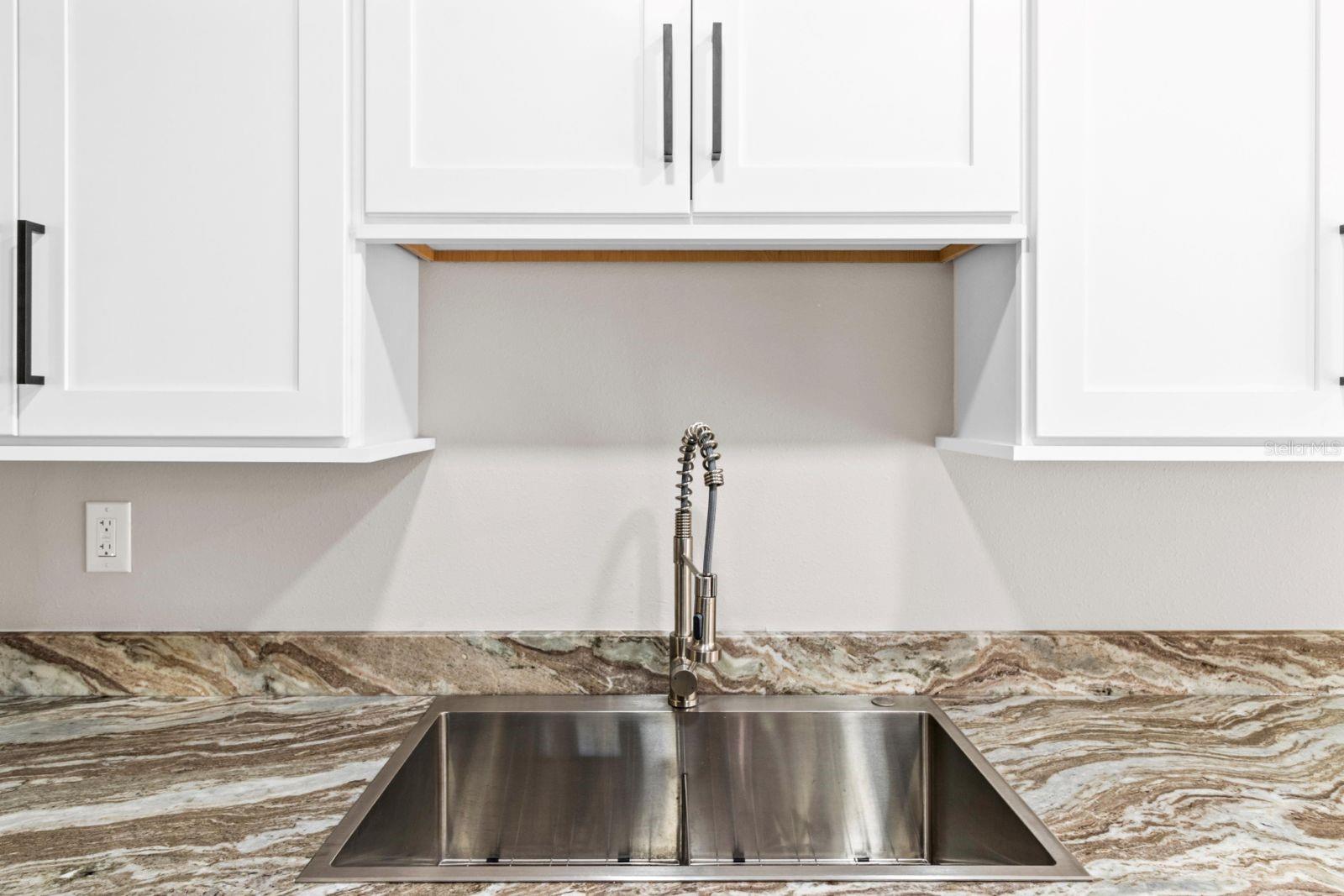 Image 37 of 40 For 1304 5th Avenue