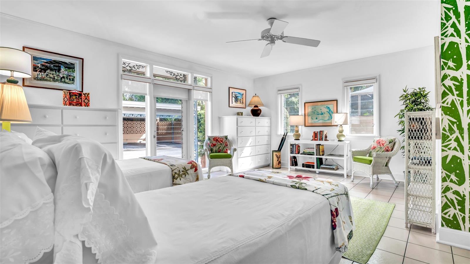 Listing photo id 40 for 2300 Scenic Highway 37e