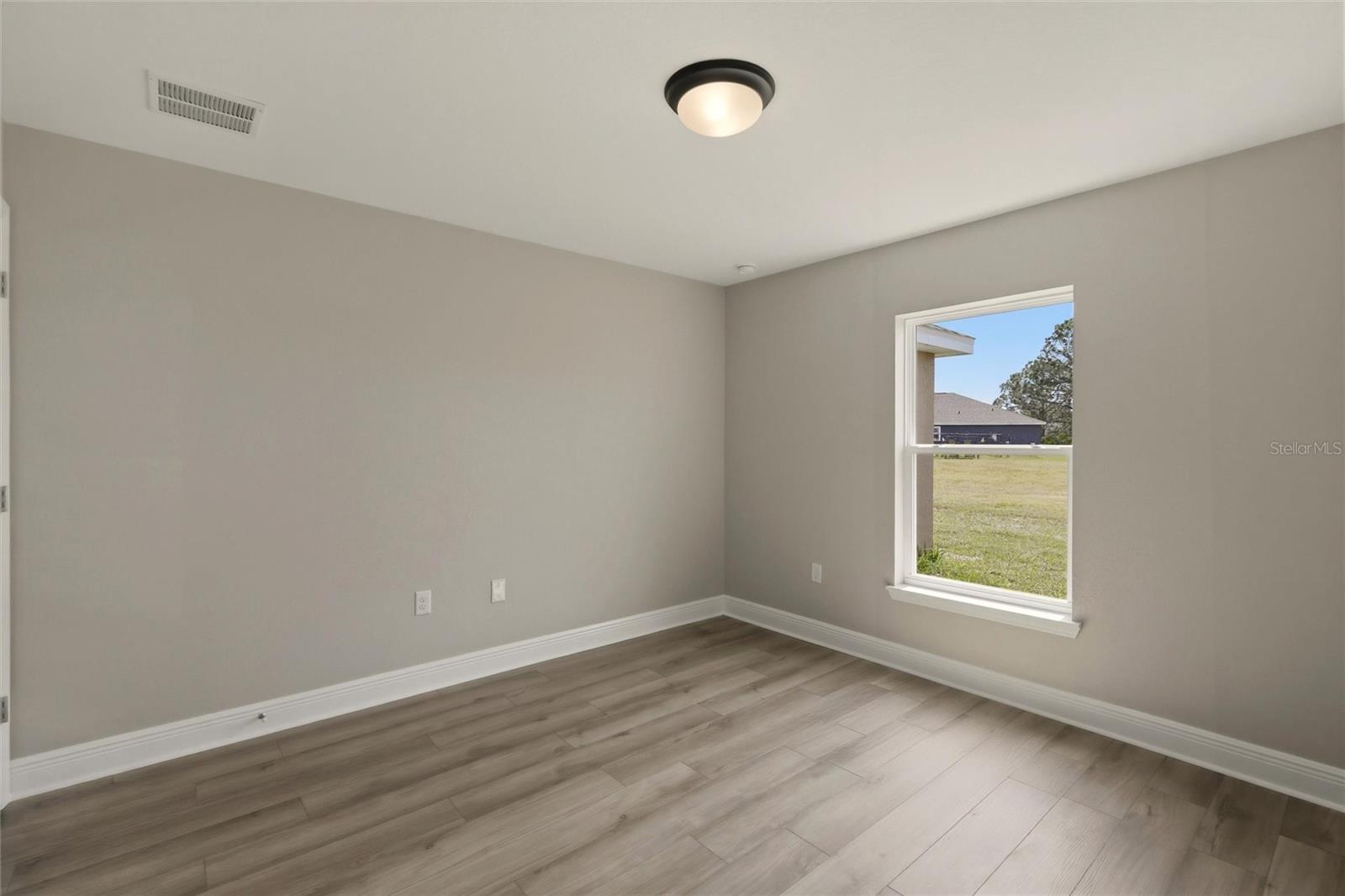 Image 21 of 47 For 6809 Dickinson Drive