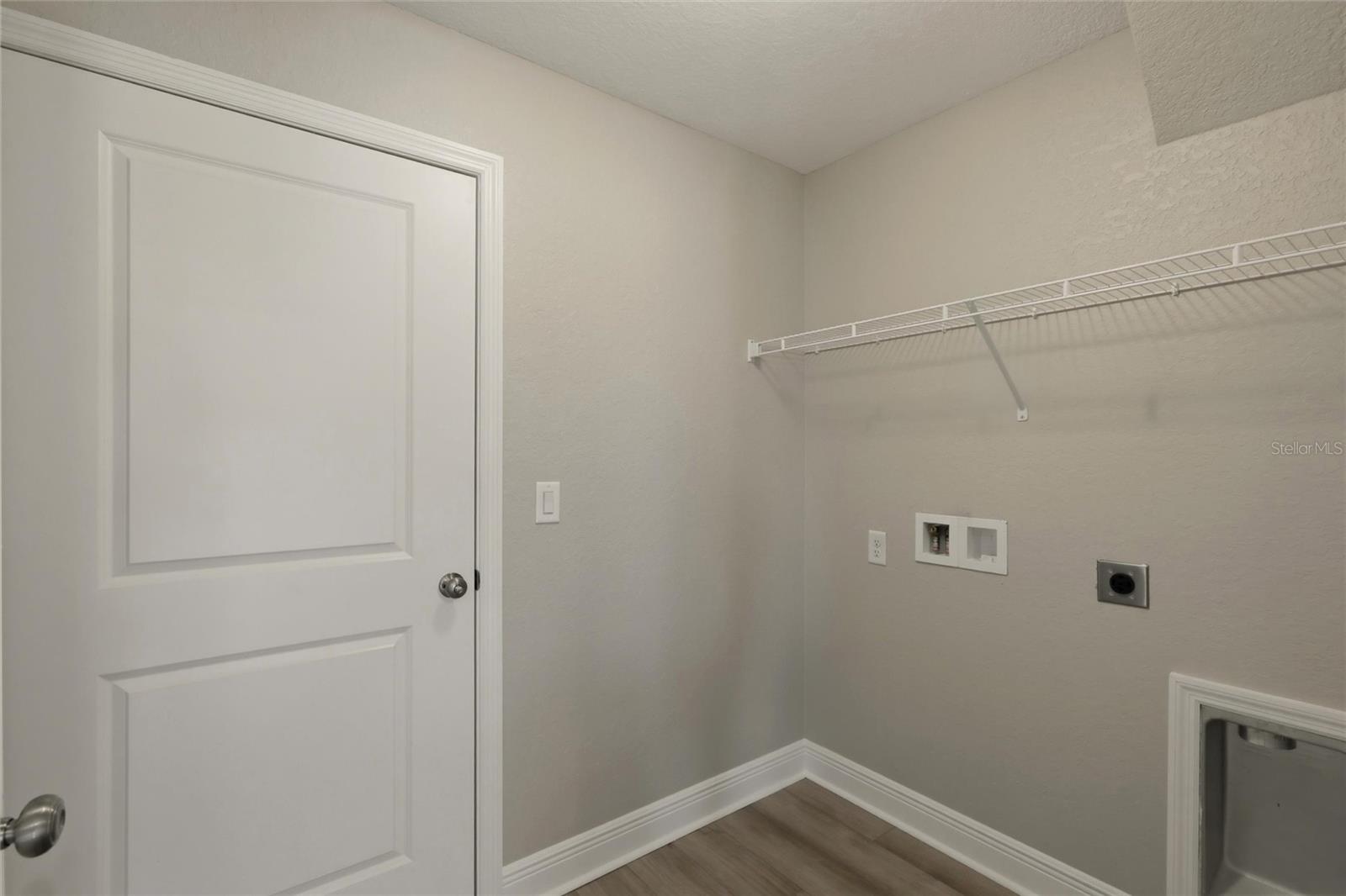 Image 31 of 47 For 6809 Dickinson Drive