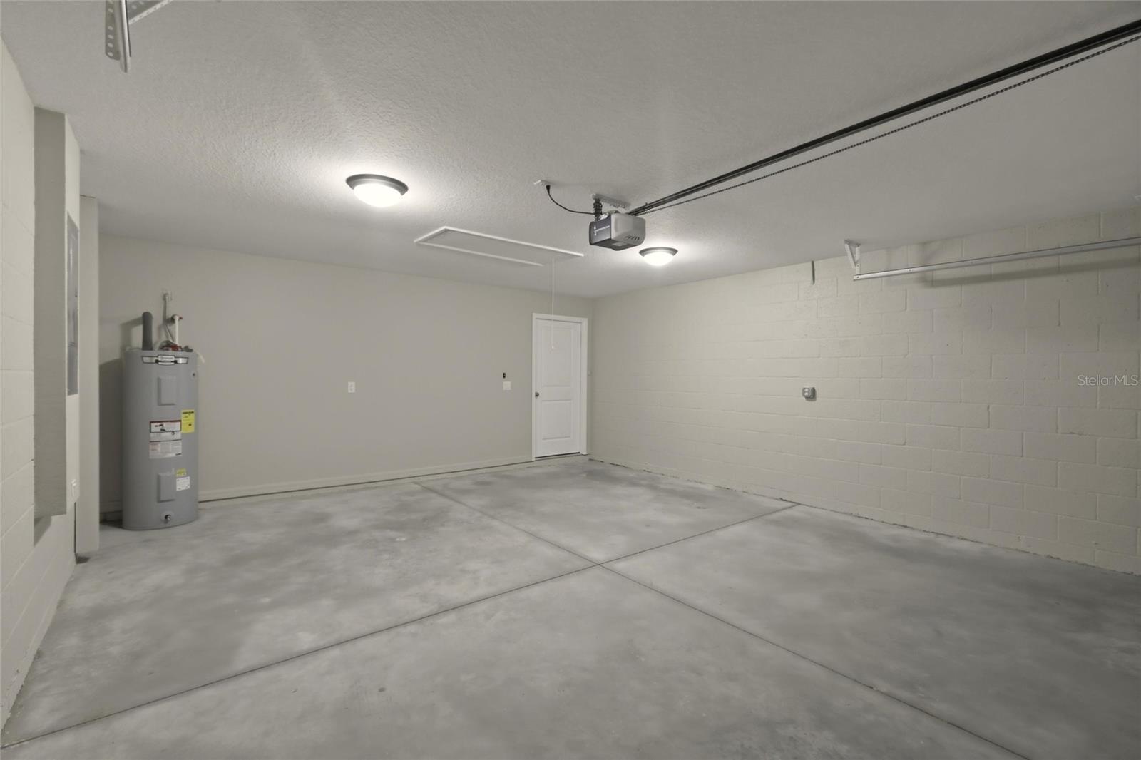 Image 33 of 47 For 6809 Dickinson Drive