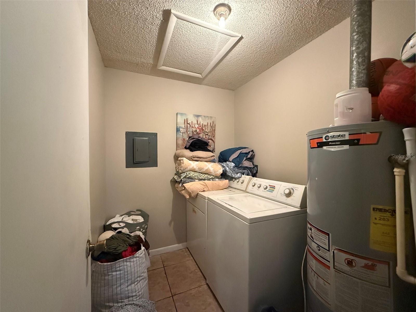 Image 25 of 44 For 3023 Saint Paul Drive