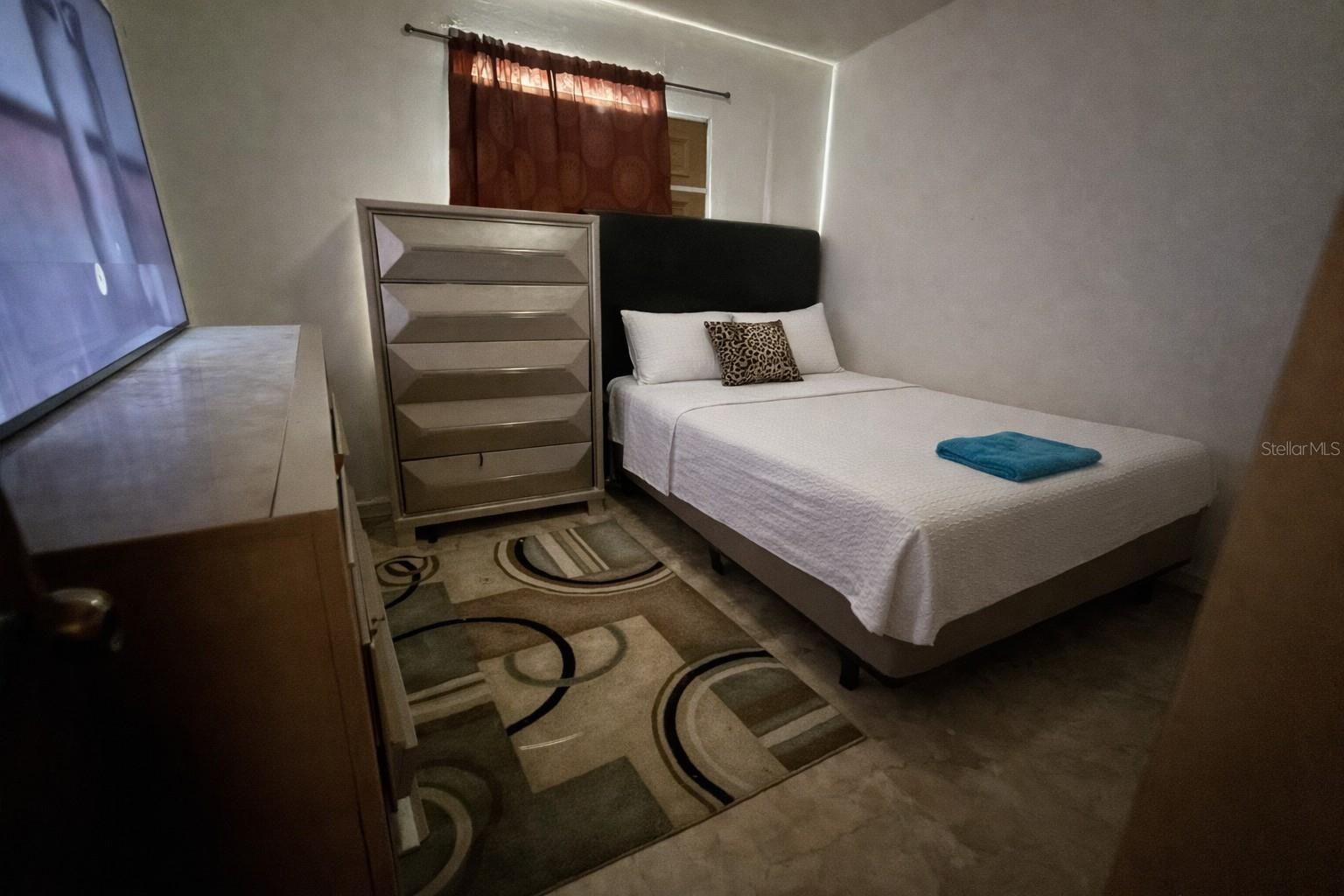 Image 31 of 44 For 3023 Saint Paul Drive