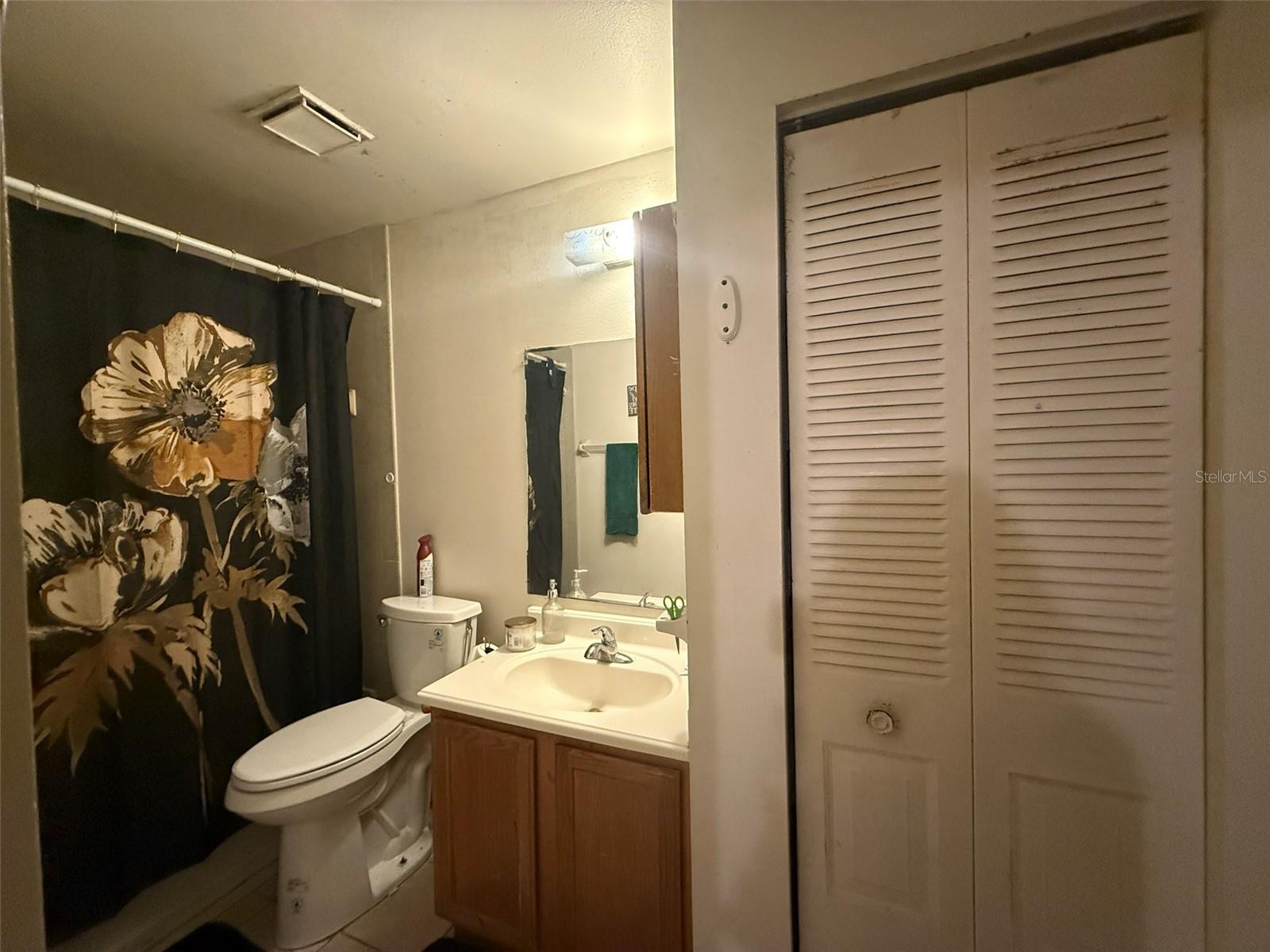 Image 37 of 44 For 3023 Saint Paul Drive