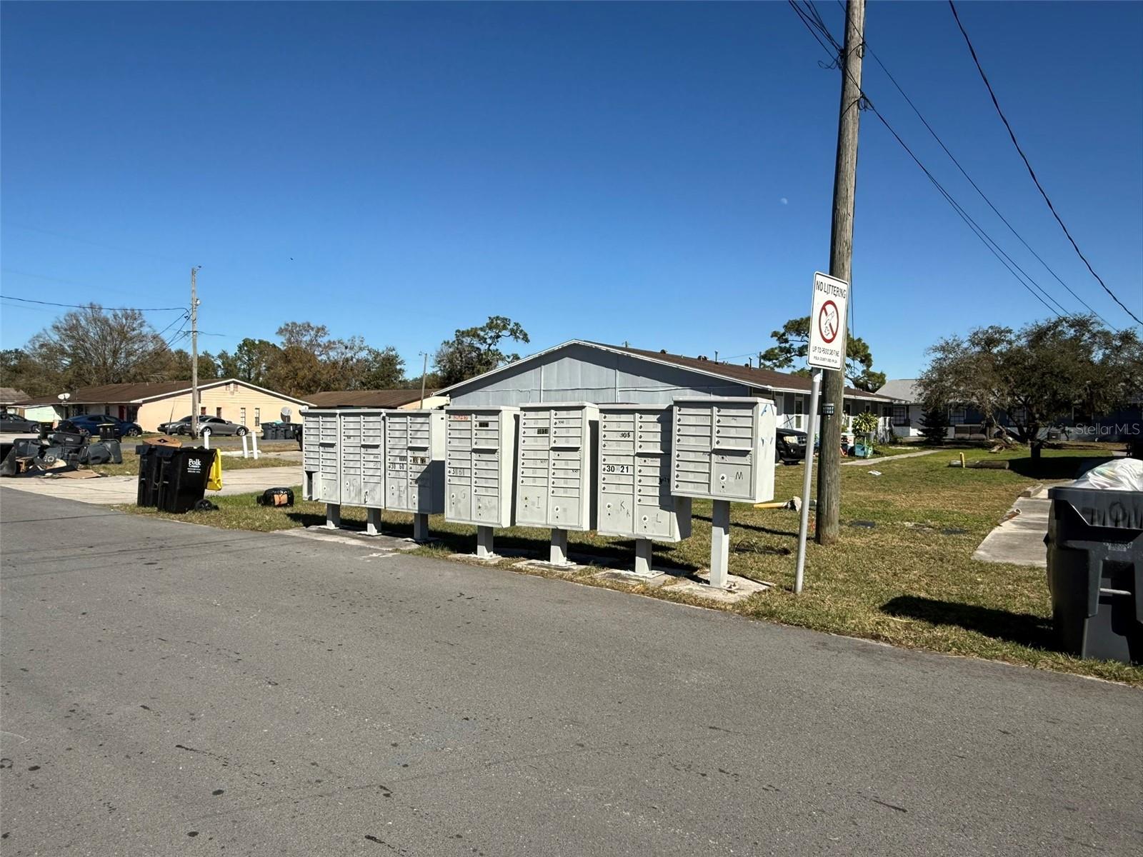 Image 41 of 44 For 3023 Saint Paul Drive