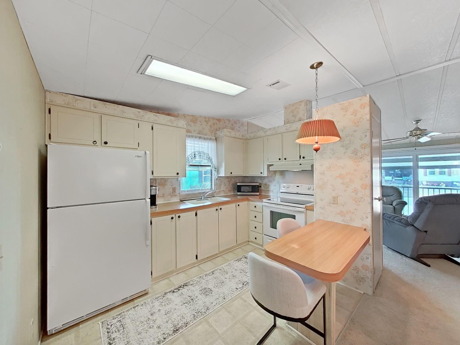 Image 14 of 35 For 4969 Deerwood Dr