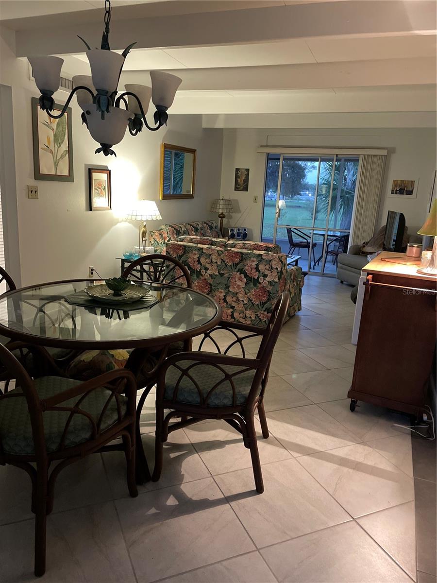 Image 3 of 5 For 1823 Club Circle