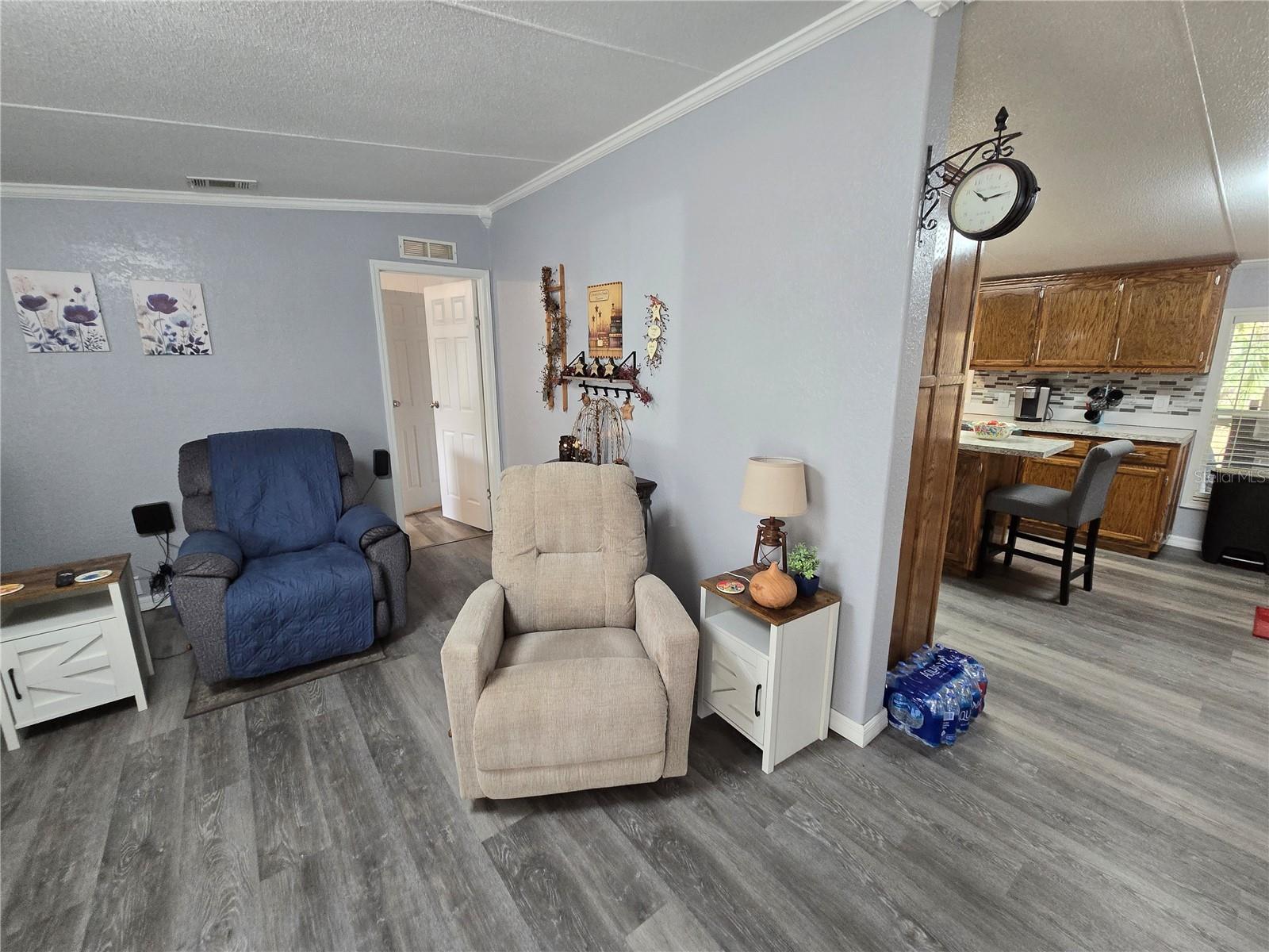 Image 13 of 92 For 5304 Fairmont Road