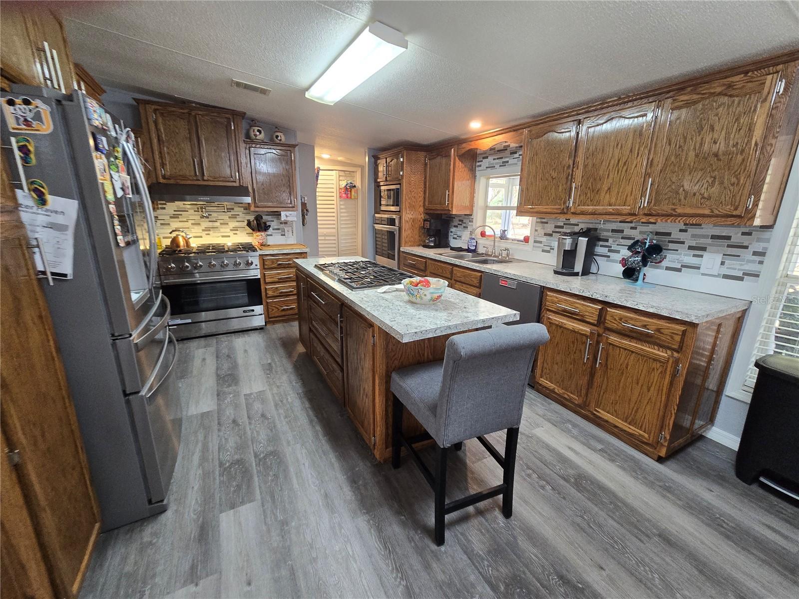 Image 15 of 92 For 5304 Fairmont Road