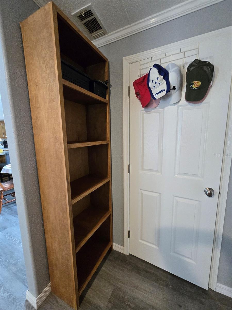 Image 42 of 92 For 5304 Fairmont Road