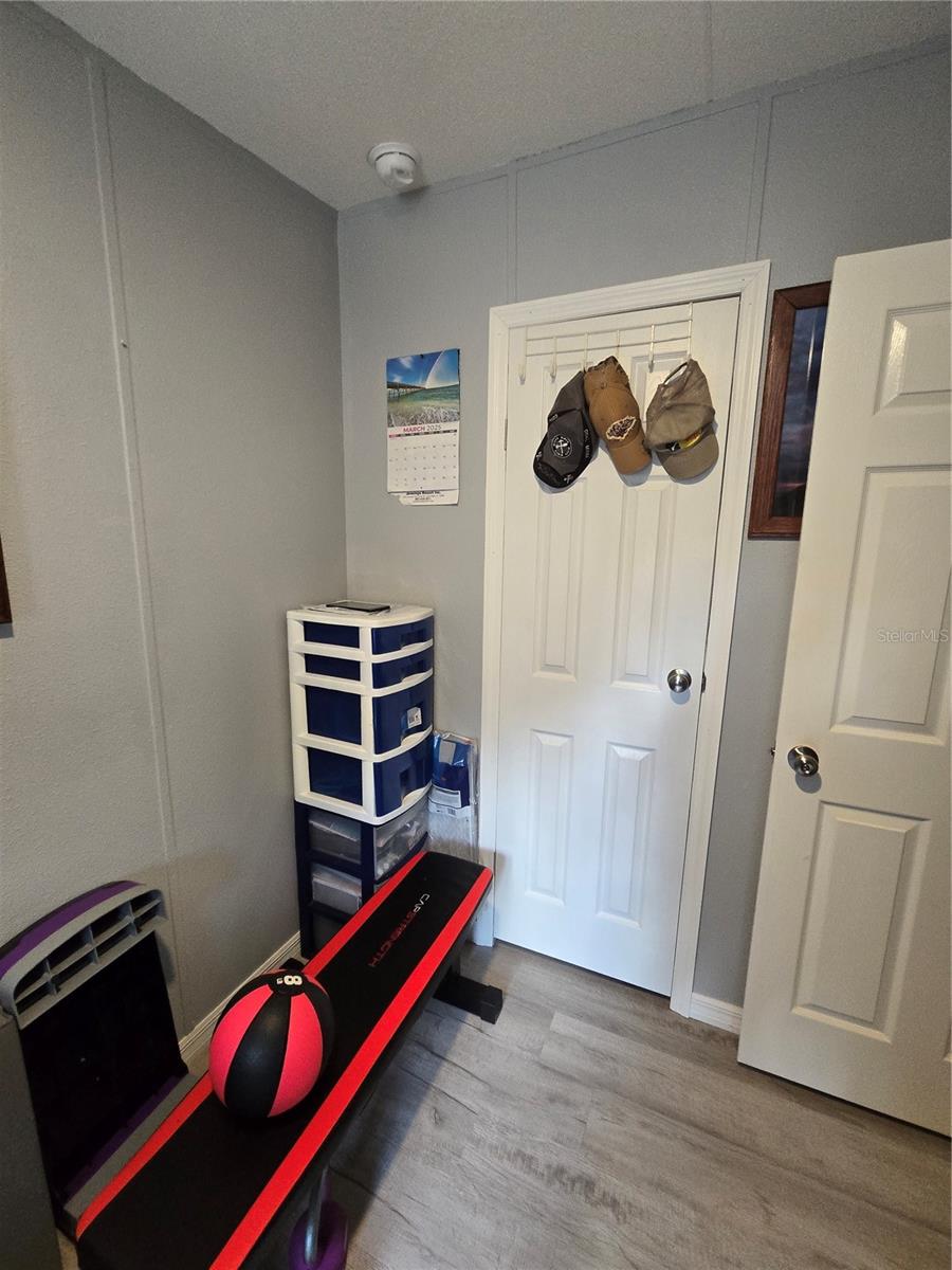 Image 47 of 92 For 5304 Fairmont Road