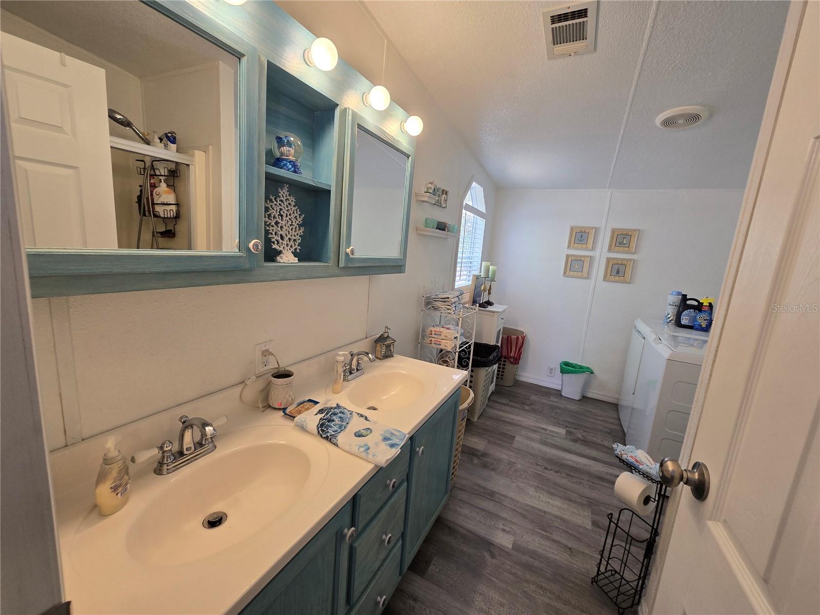 Image 63 of 92 For 5304 Fairmont Road