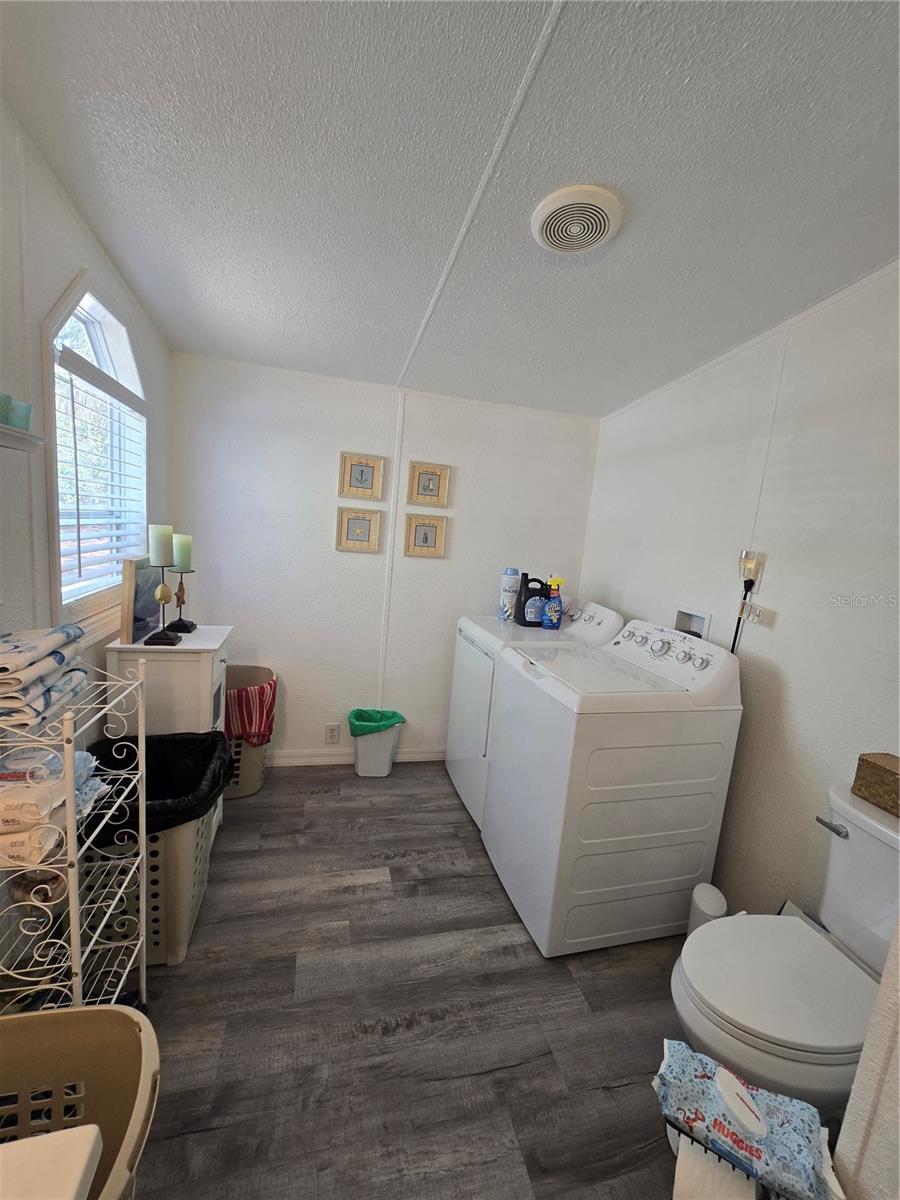 Image 67 of 92 For 5304 Fairmont Road