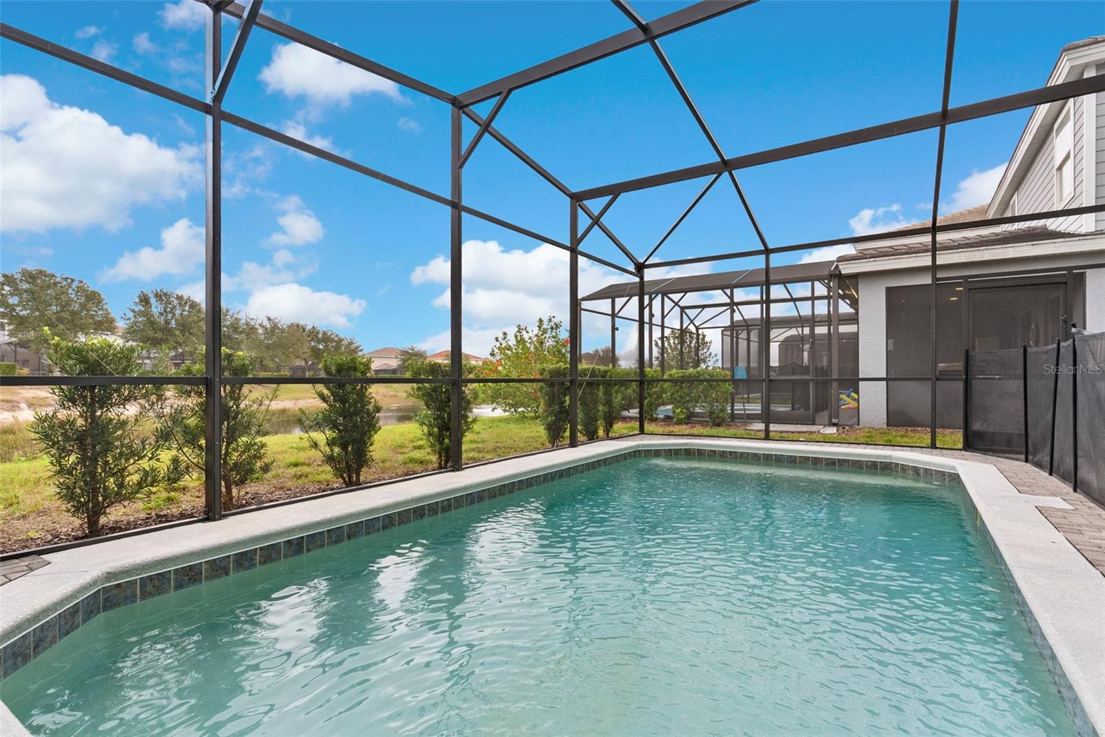 Image 24 of 31 For 7247 Oakmoss Loop