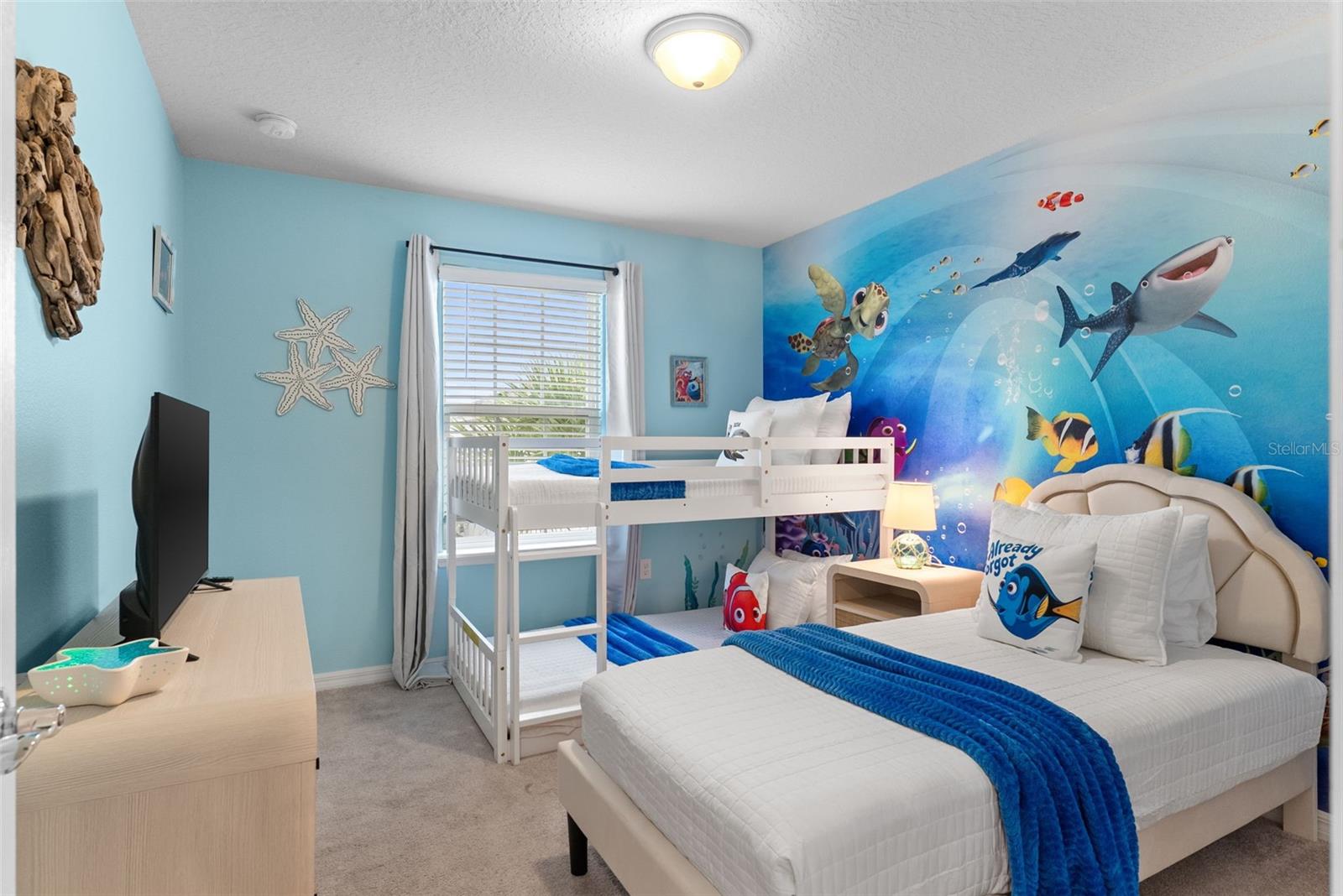 Image 5 of 31 For 7247 Oakmoss Loop