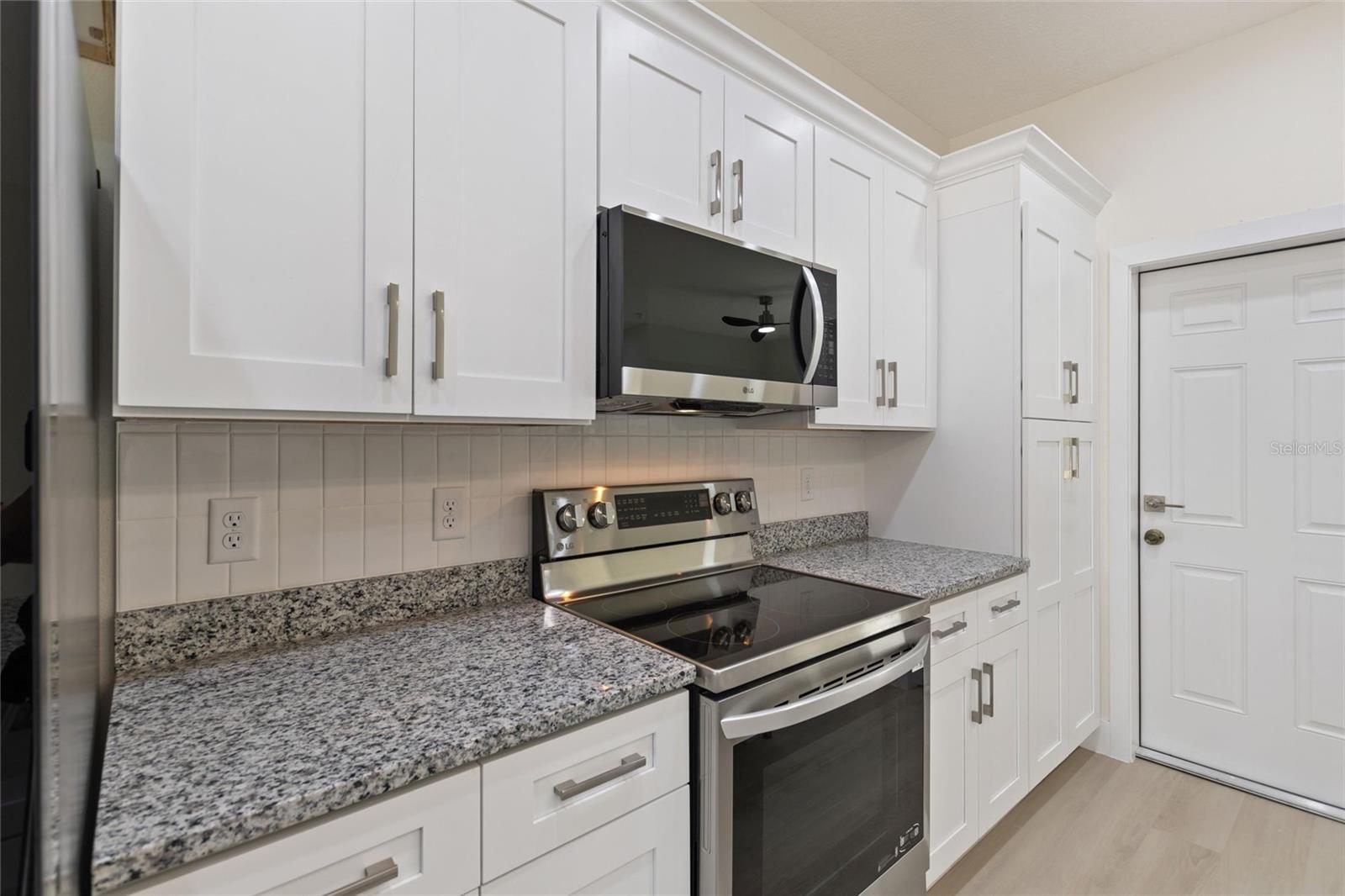 Image 8 of 61 For 3970 Laguna Drive