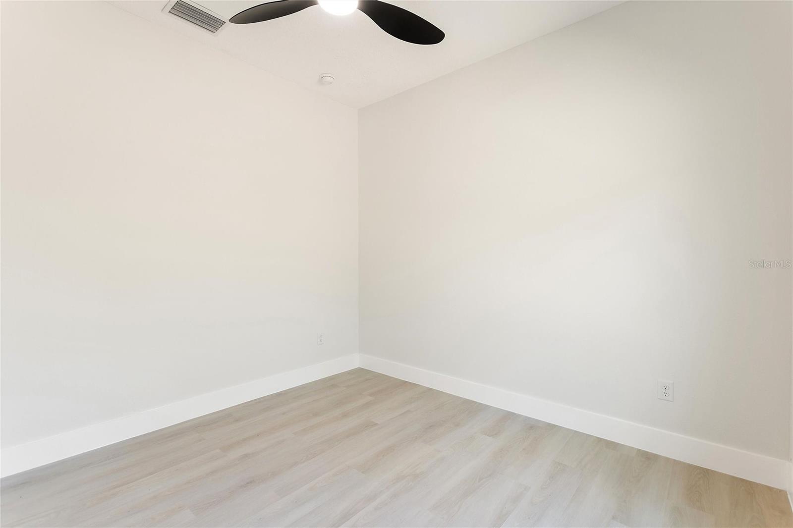 Image 17 of 70 For 3770 Japonica Avenue