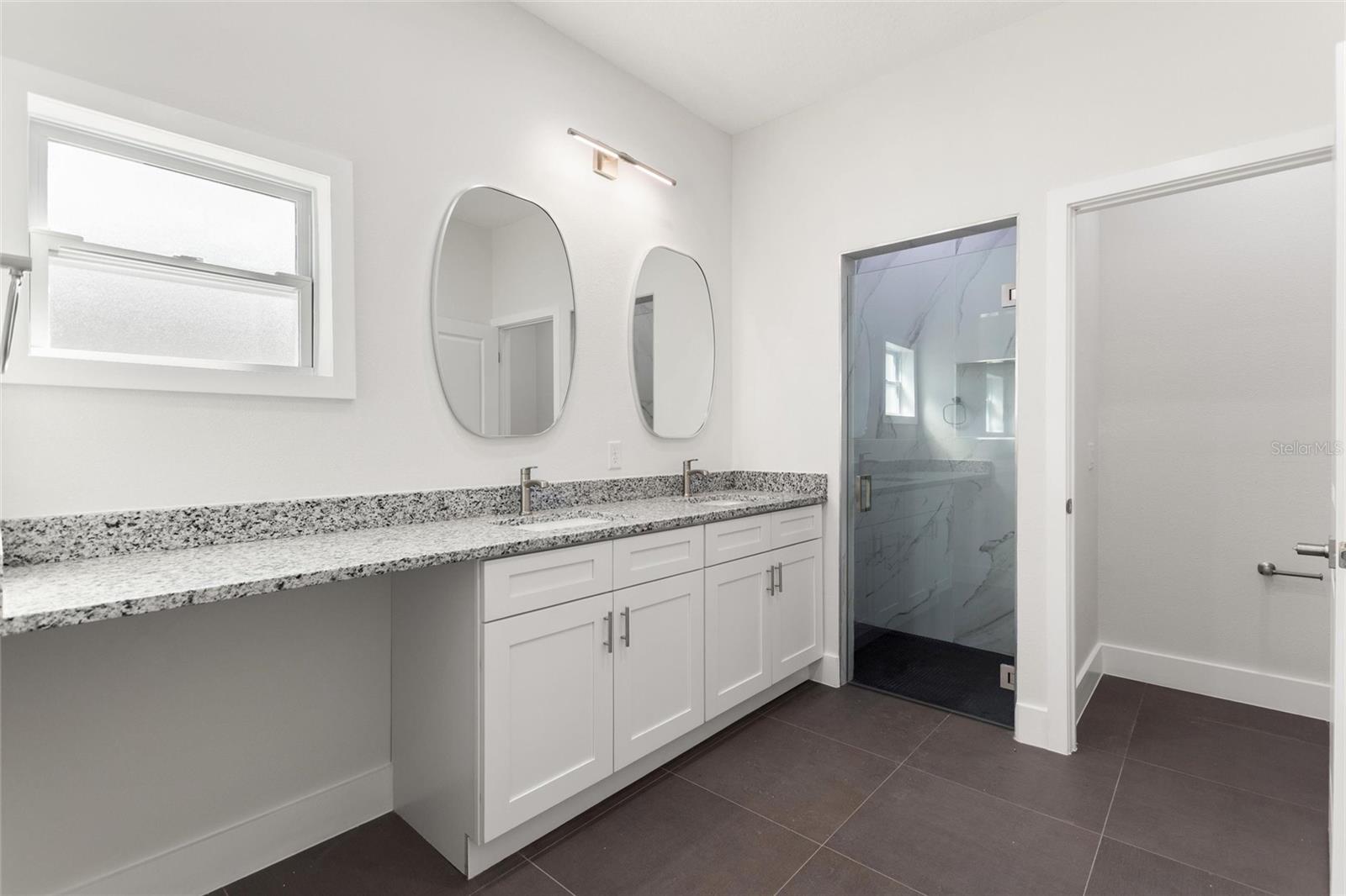 Image 5 of 70 For 3770 Japonica Avenue