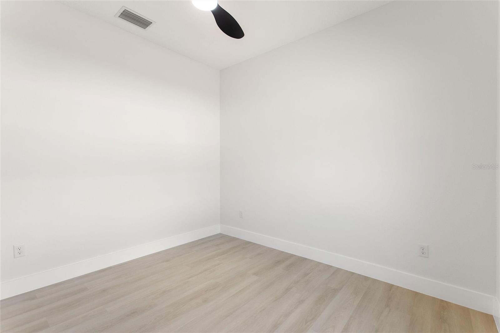 Image 16 of 65 For 3750 Japonica Avenue