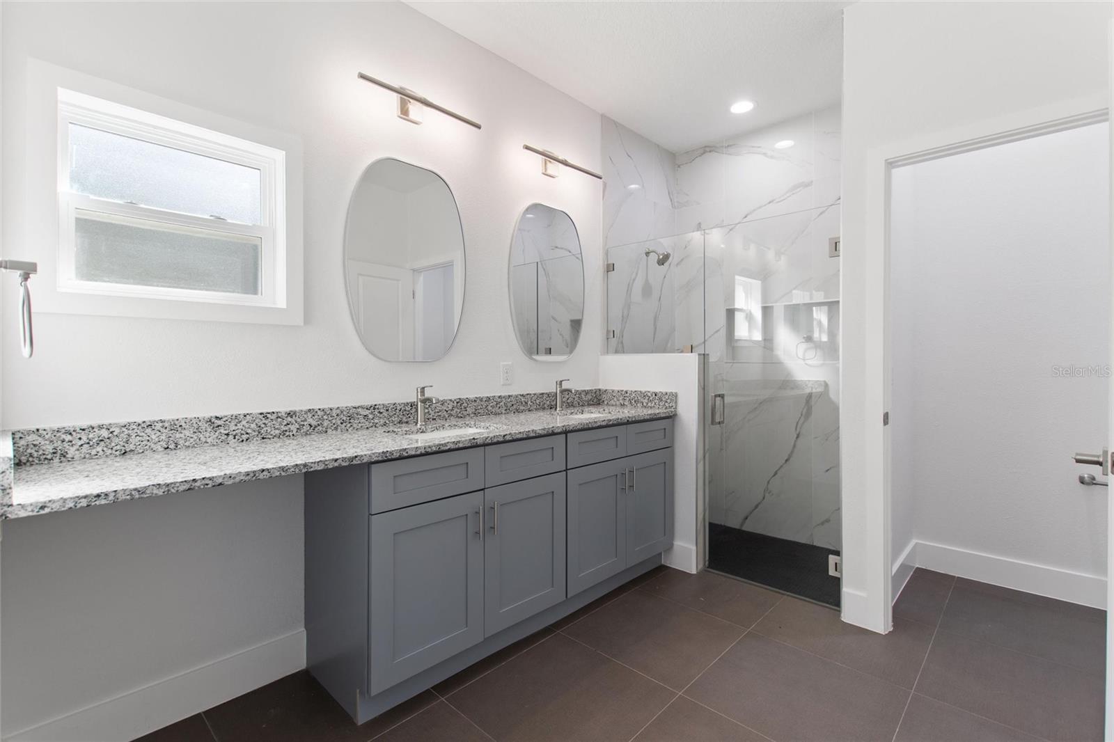 Image 22 of 65 For 3750 Japonica Avenue