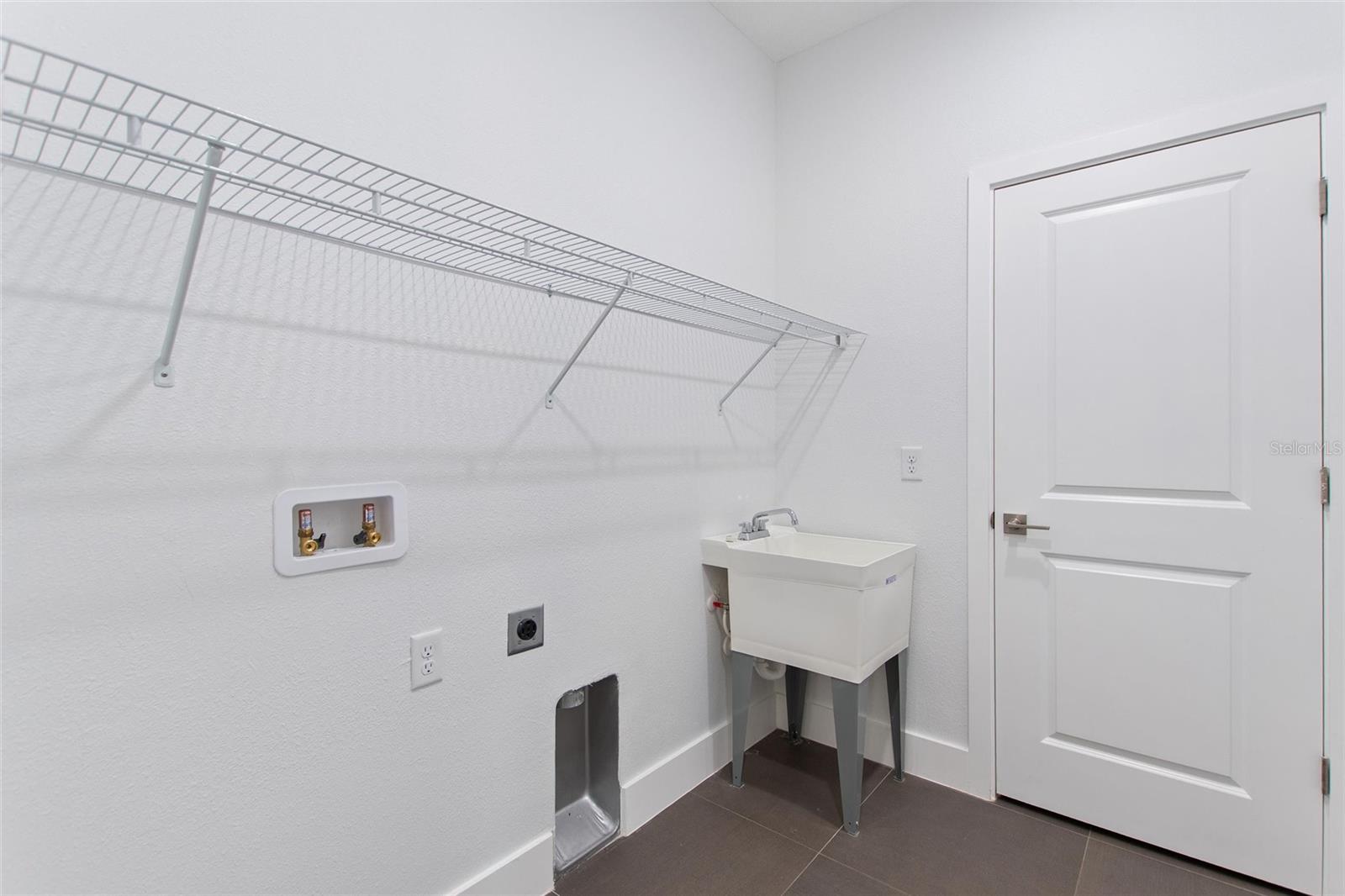 Image 23 of 65 For 3750 Japonica Avenue