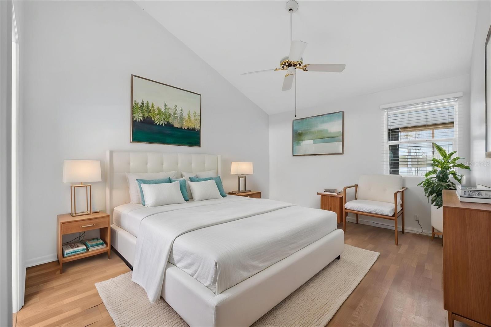 Image 19 of 49 For 1502 Buckeye Road Ne 4