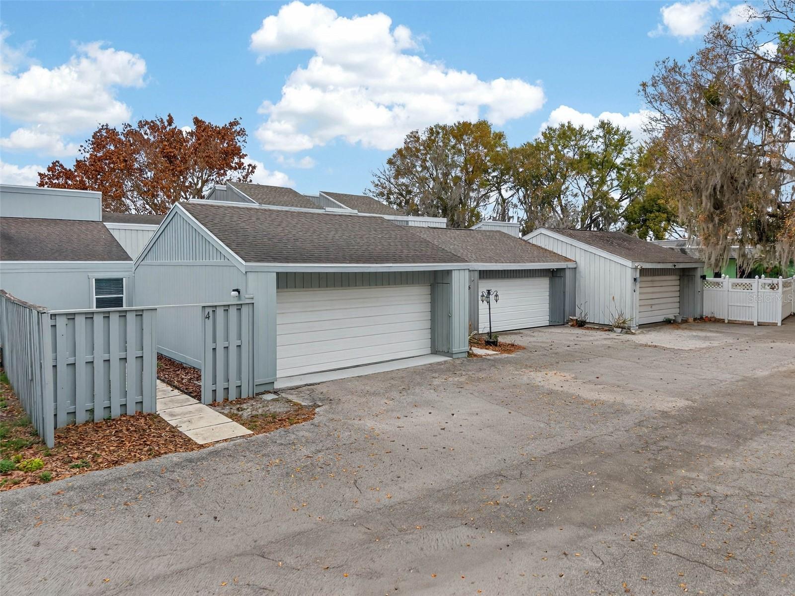 Image 2 of 49 For 1502 Buckeye Road Ne 4