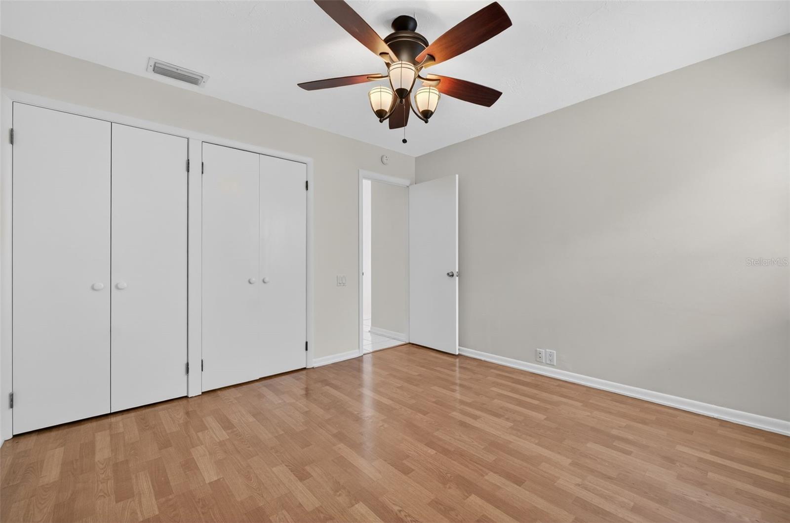 Image 30 of 49 For 1502 Buckeye Road Ne 4