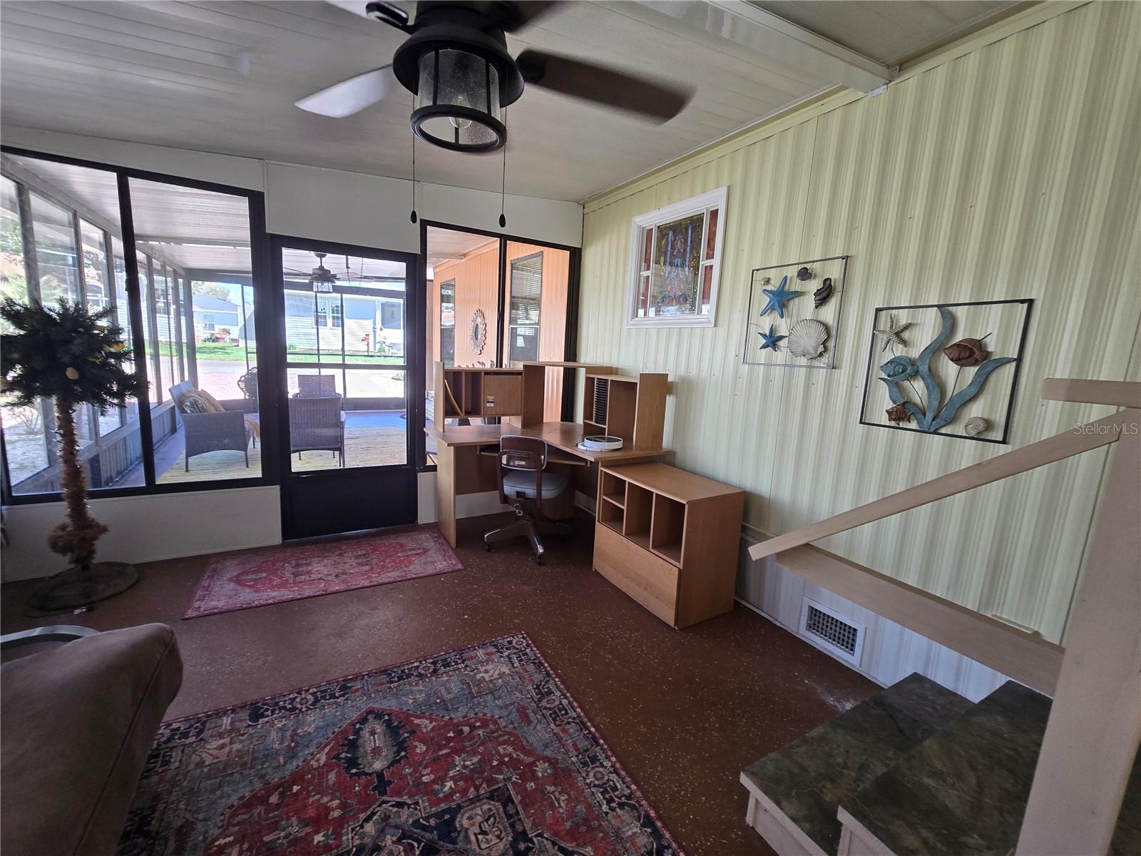 Image 28 of 58 For 7139 Alamanda Boulevard W