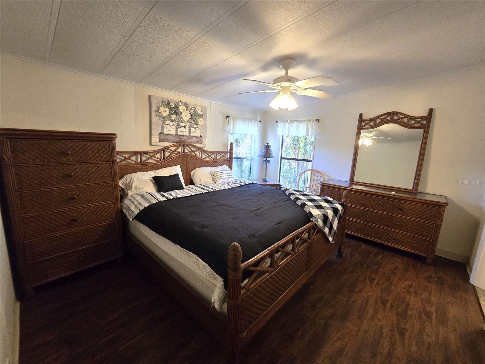 Image 43 of 58 For 7139 Alamanda Boulevard W