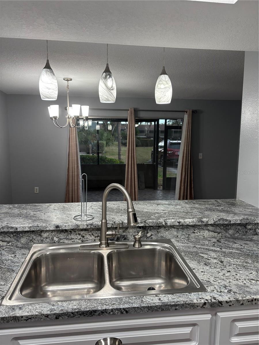 Image 12 of 41 For 2500 21st Street Nw 31