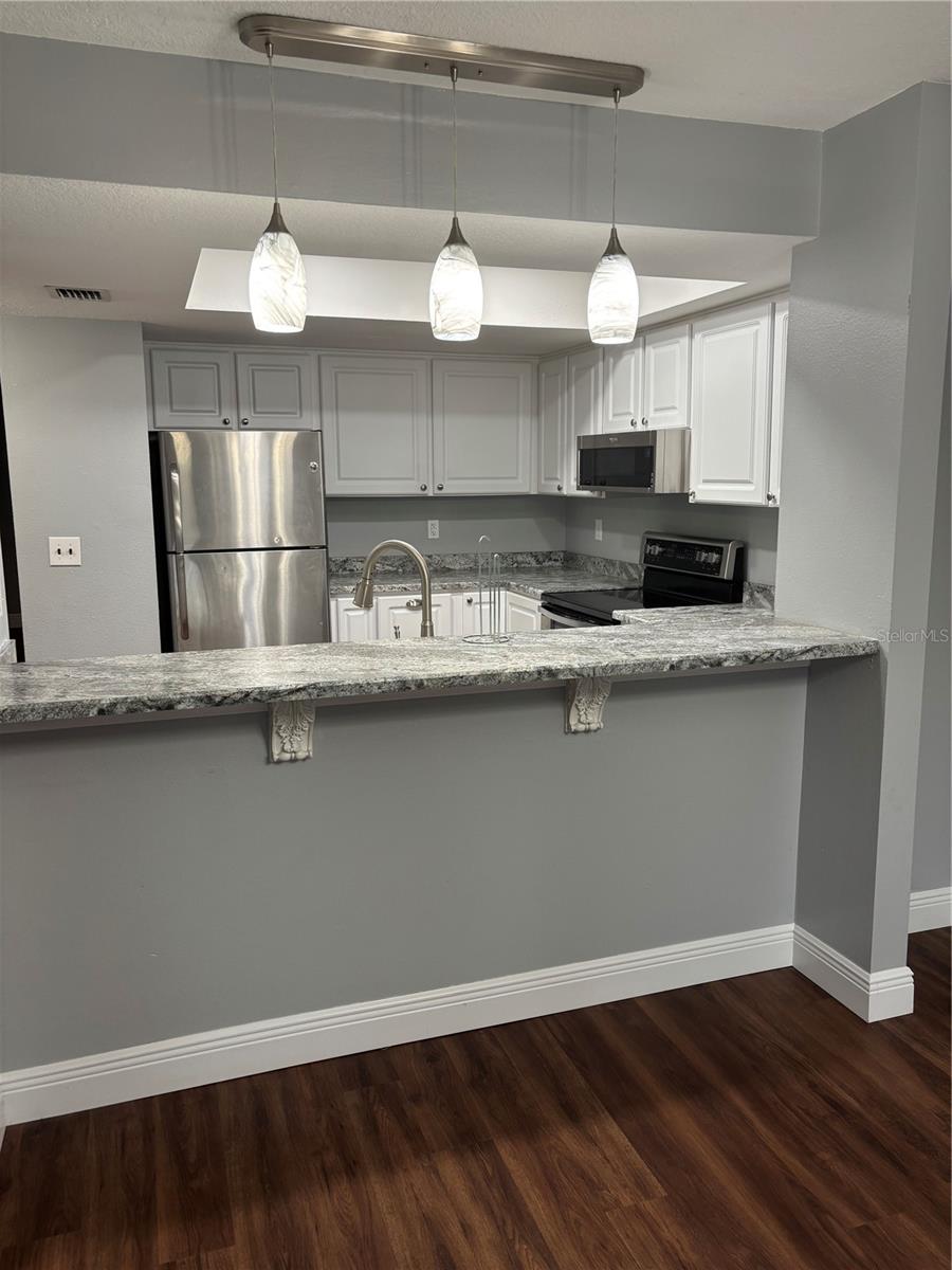 Image 13 of 41 For 2500 21st Street Nw 31