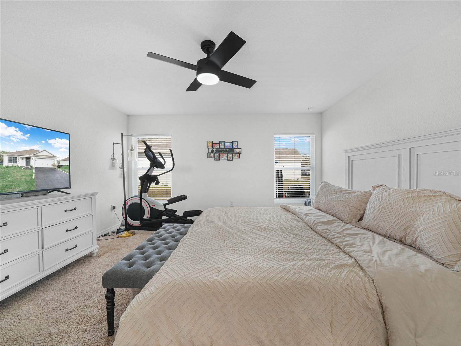 Image 27 of 42 For 266 Lake Avenue