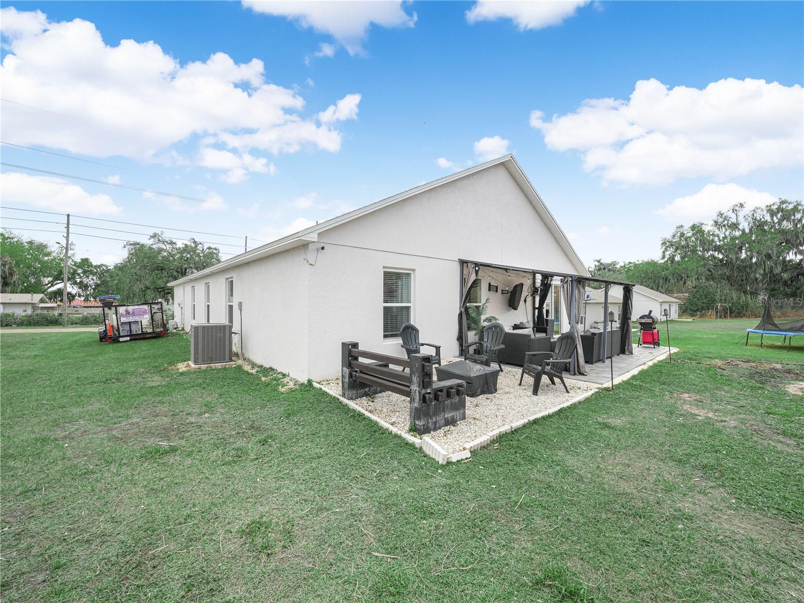 Image 35 of 42 For 266 Lake Avenue