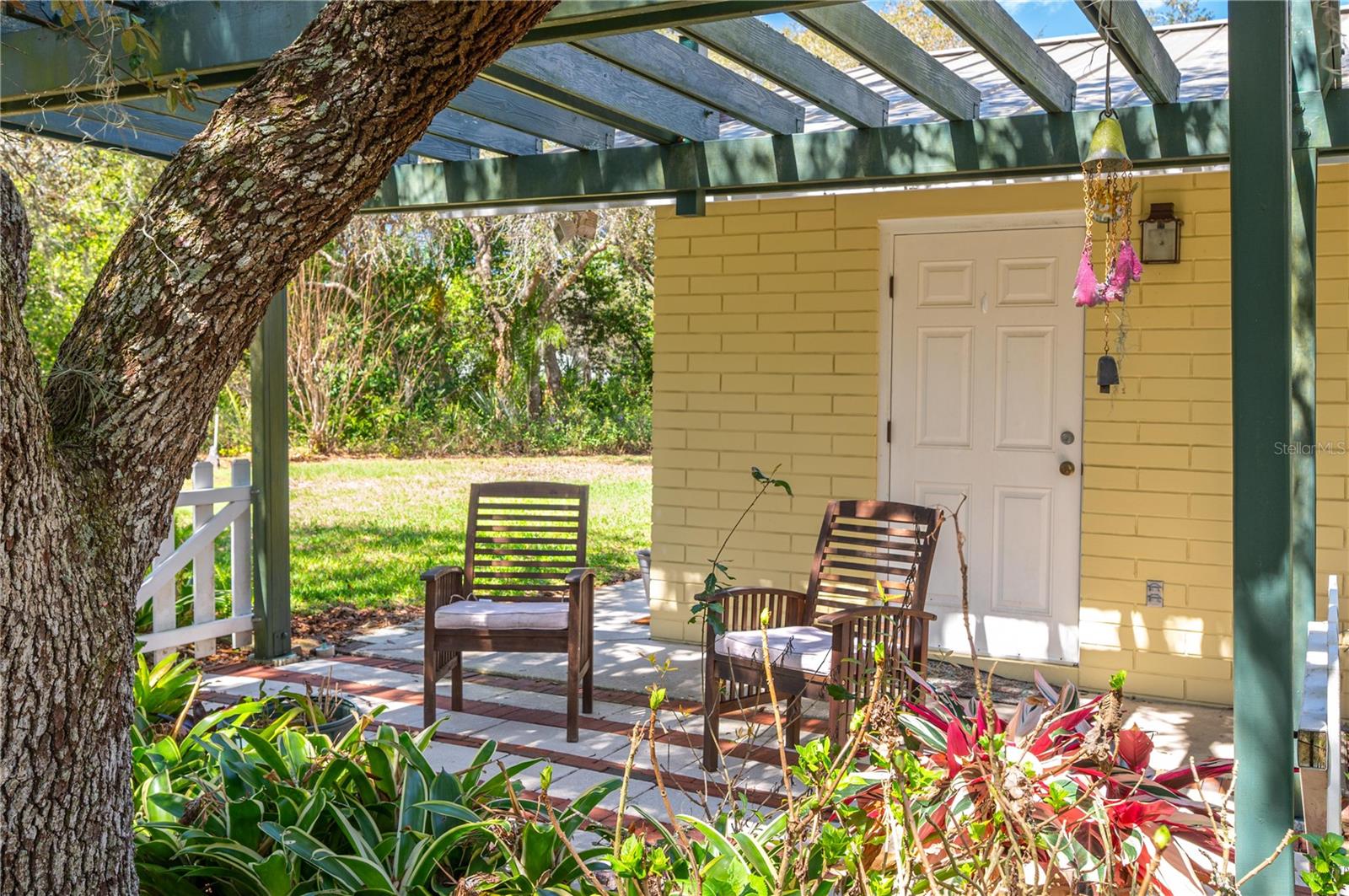 Image 11 of 43 For 41 Spring Lane