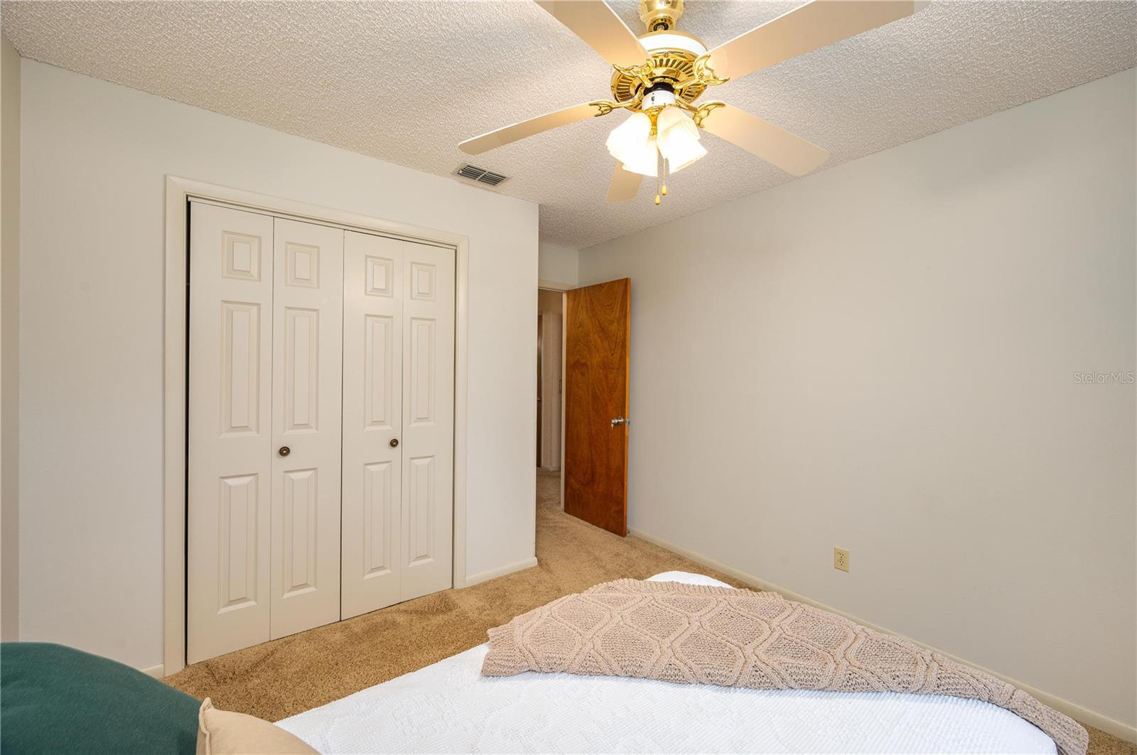 Image 29 of 43 For 41 Spring Lane