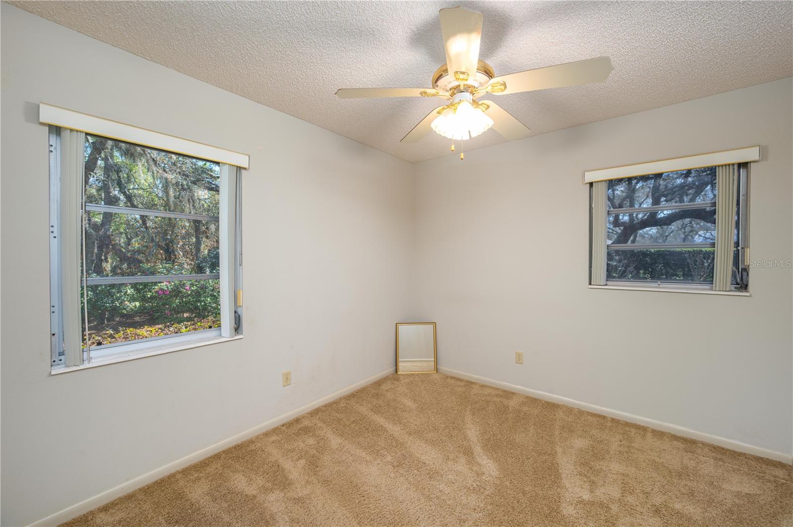 Image 33 of 43 For 41 Spring Lane