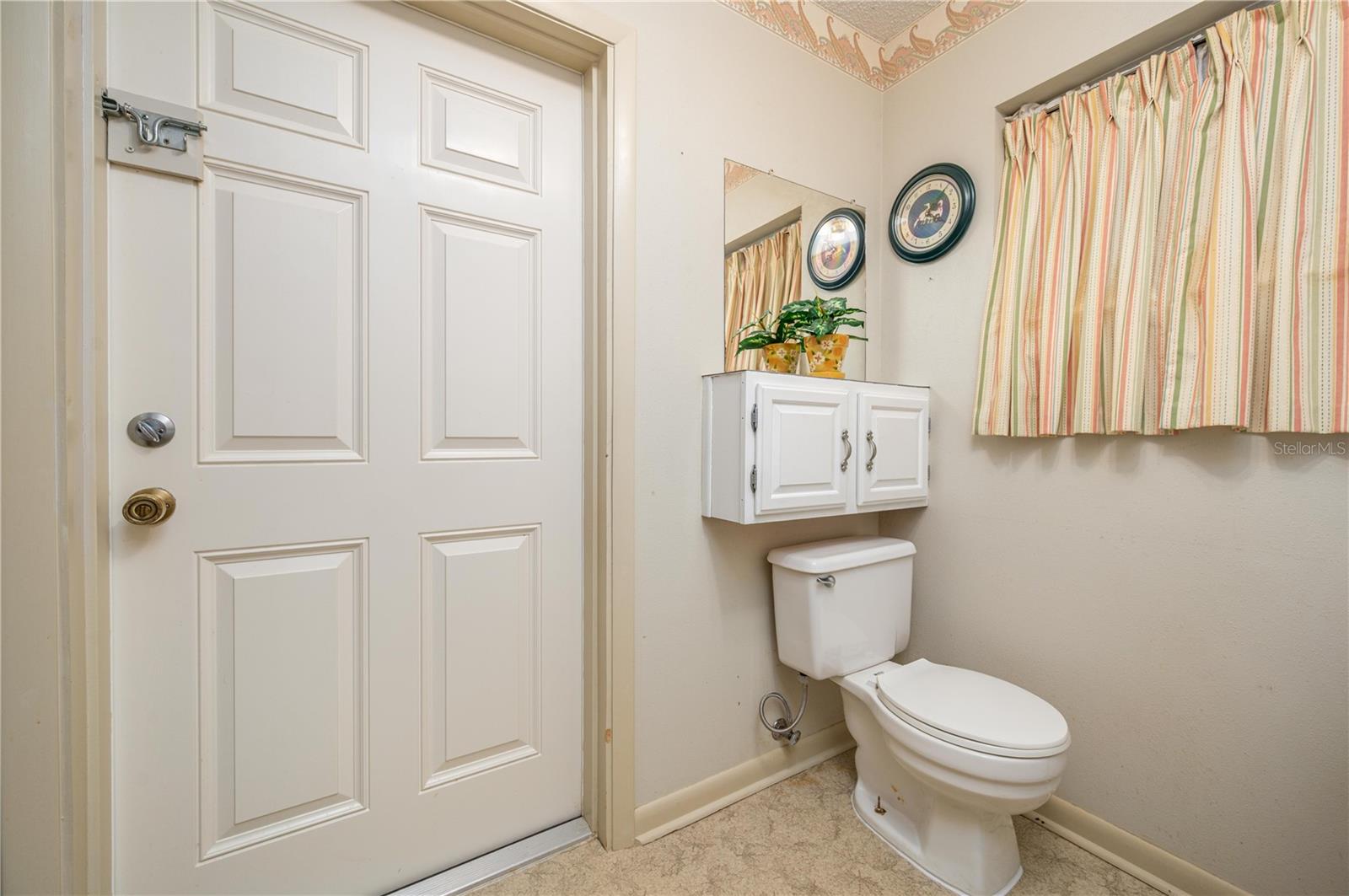 Image 4 of 43 For 41 Spring Lane