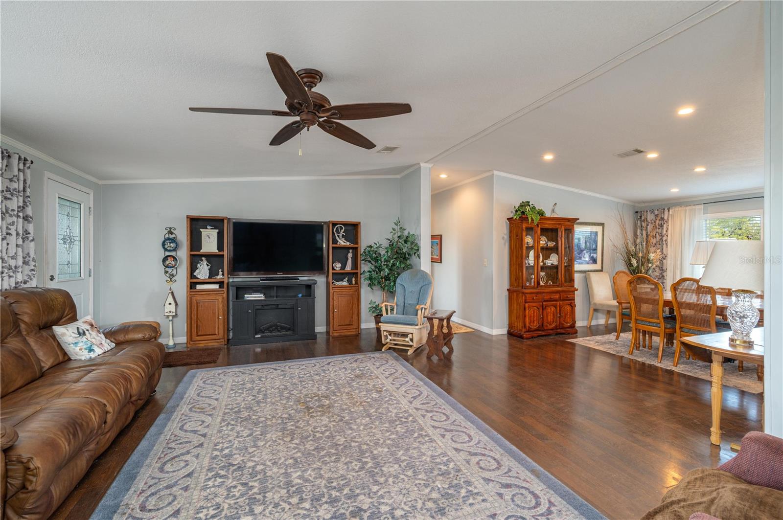 Image 12 of 42 For 8236 Lake Lowery Road